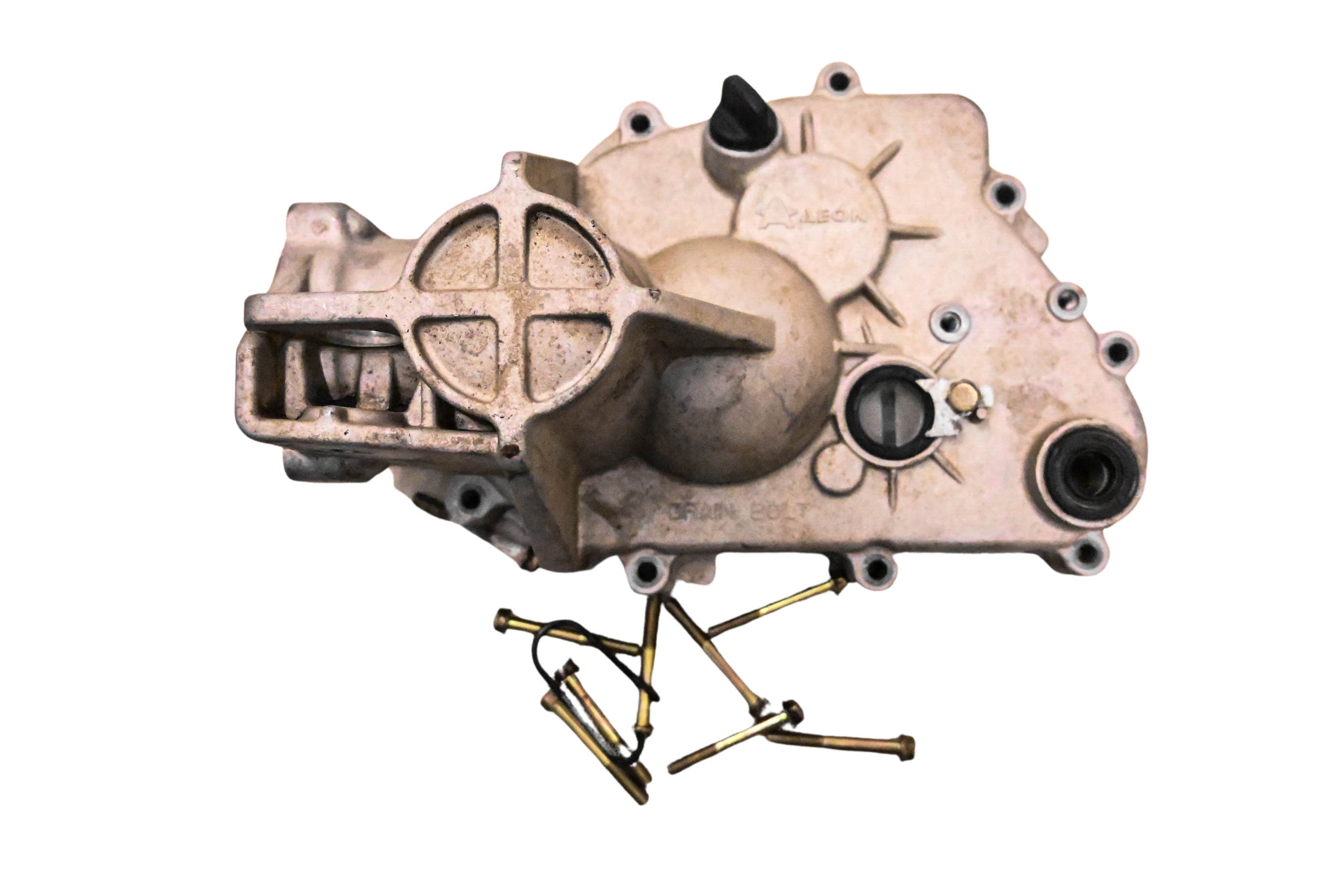 18 Polaris Phoenix 200 2x4 Transmission Gear Case Housing Cover
