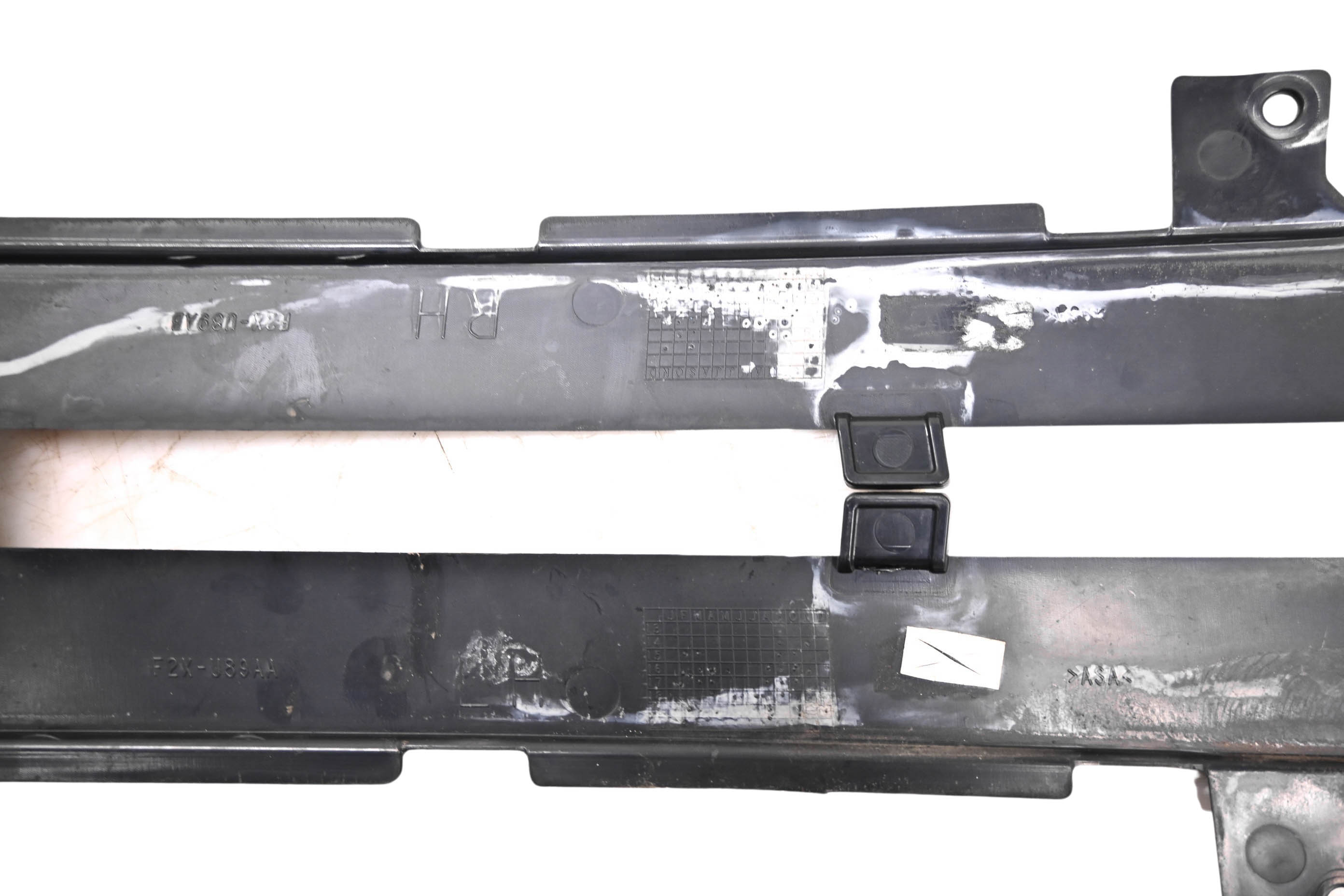 20 Yamaha VX-C Left & Right Middle Gunwale Side Panels VX1050GV