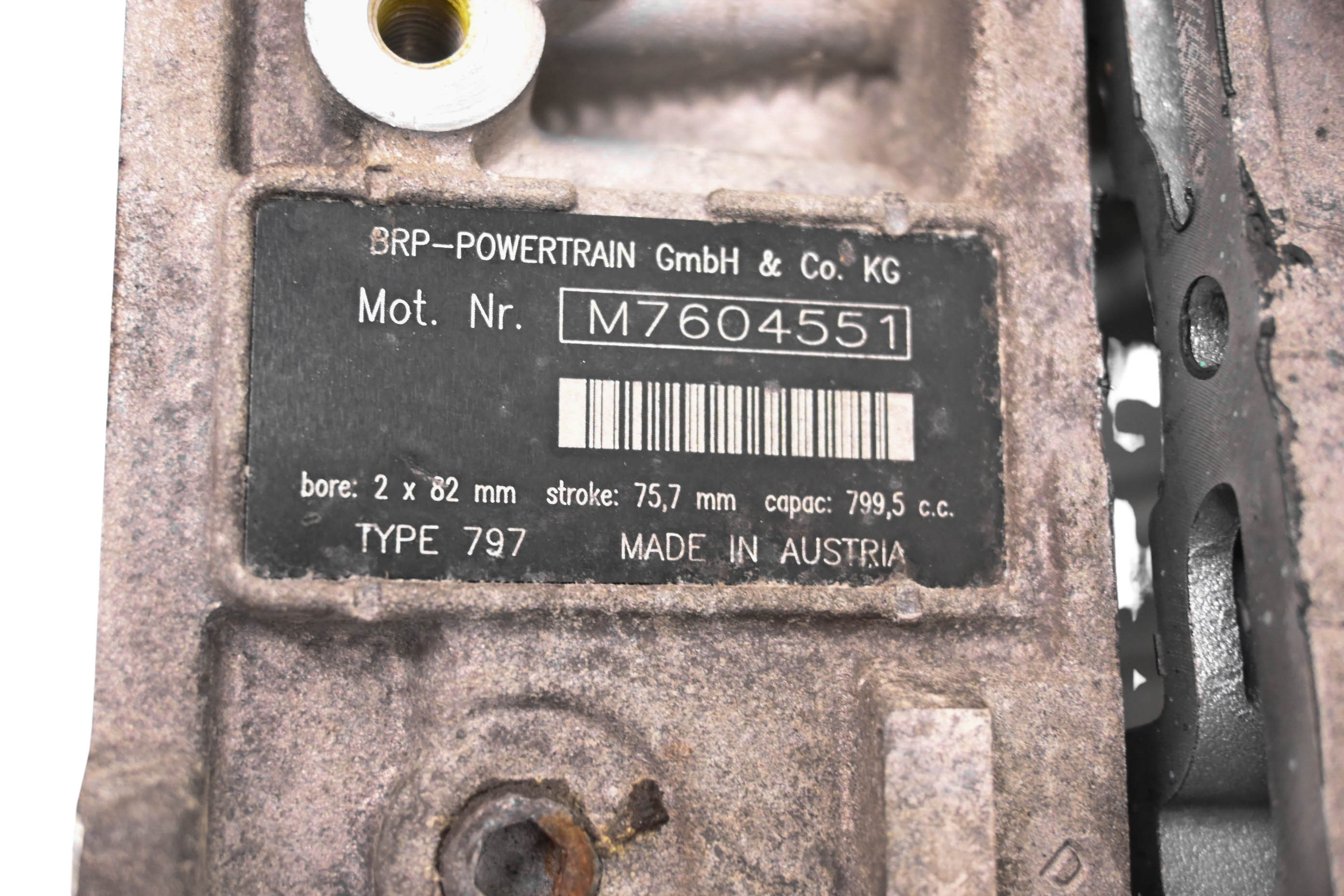 12 Ski-Doo GSX SE 800 HO E-Tec Crankcase Center Crank Case 137"