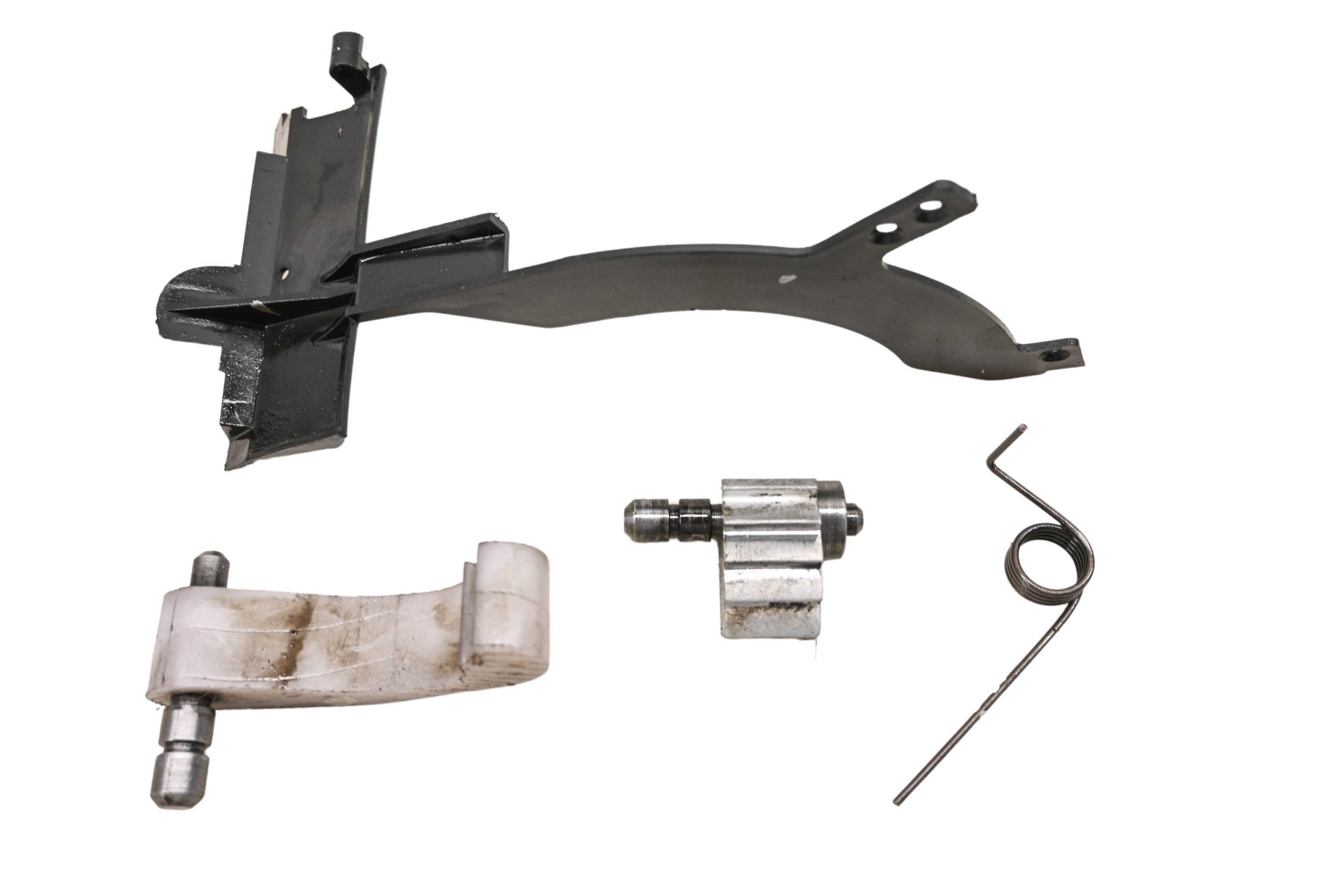98 Polaris Sportsman 500 4x4 Transmission Oil Deflector Baffle Tensioner