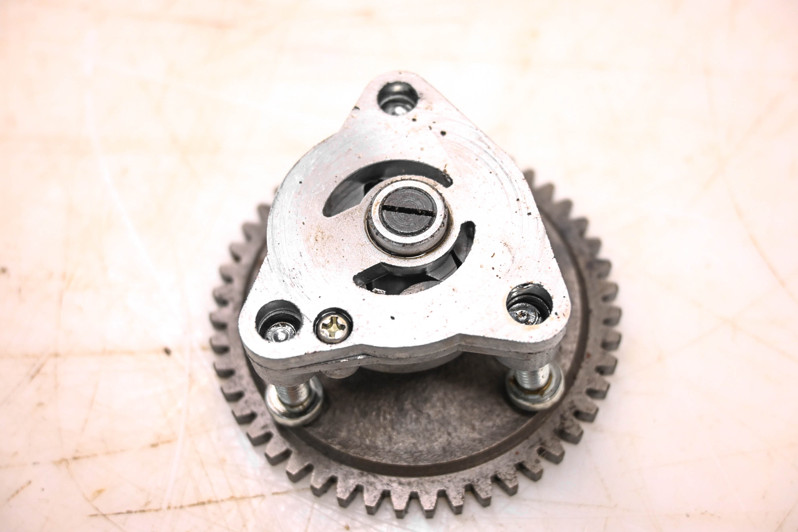 87 Suzuki Quadrunner 230 2x4 Oil Pump LT230E