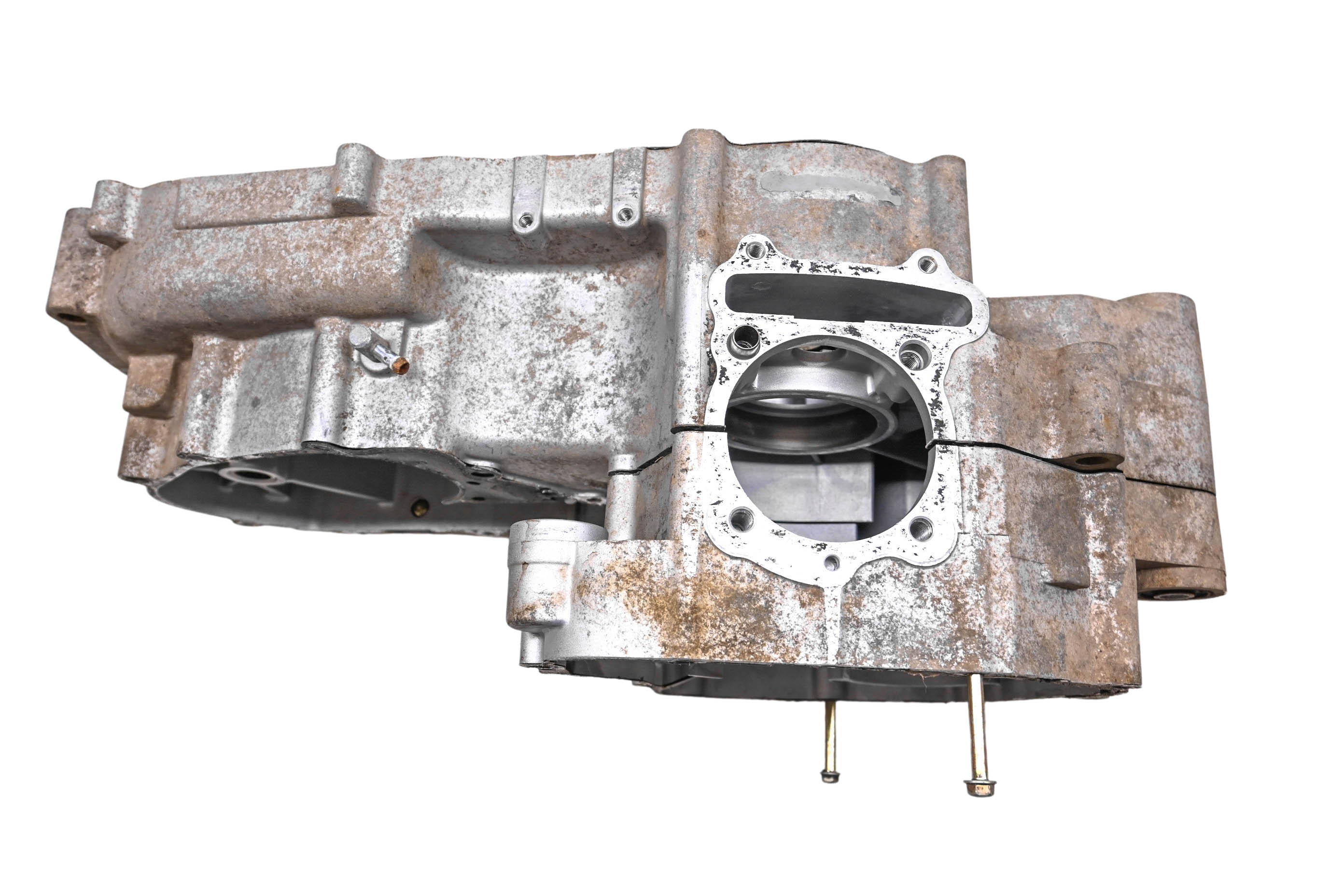 11 Polaris Phoenix 200 2x4 Crankcase Center Crank Case