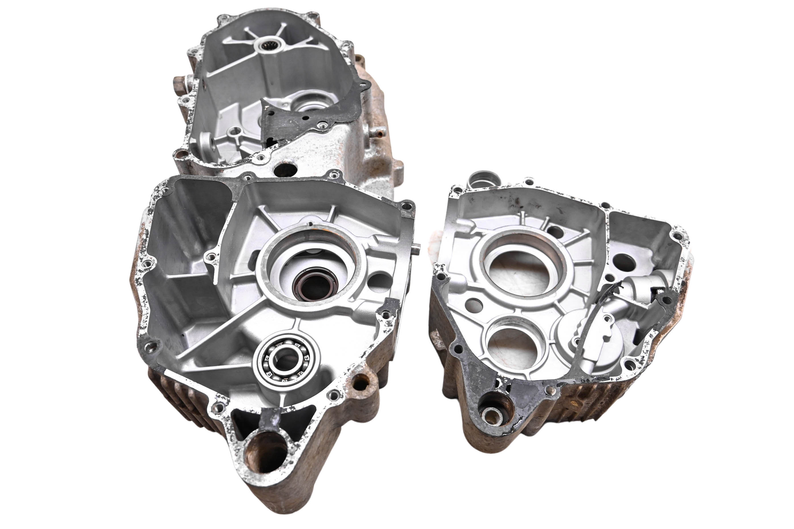 11 Polaris Phoenix 200 2x4 Crankcase Center Crank Case