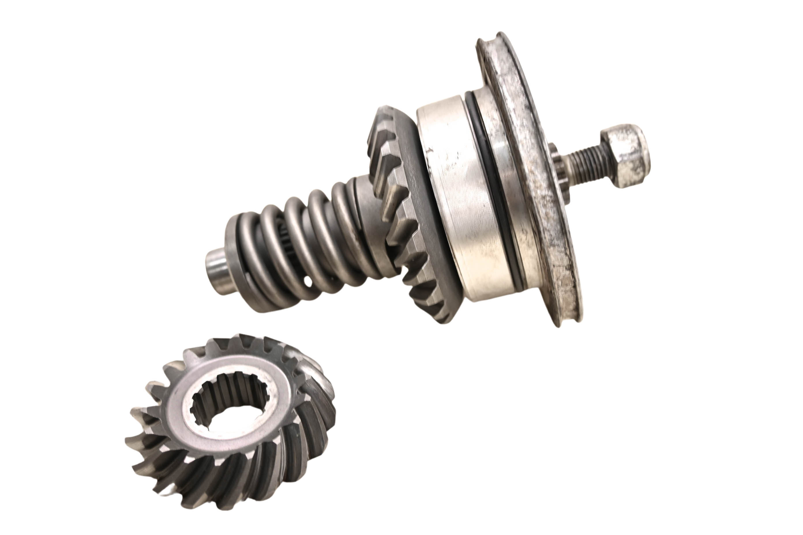 86 Yamaha Moto-4 225 2x4 Transmission Bevel Gears Output Shaft YFM225S