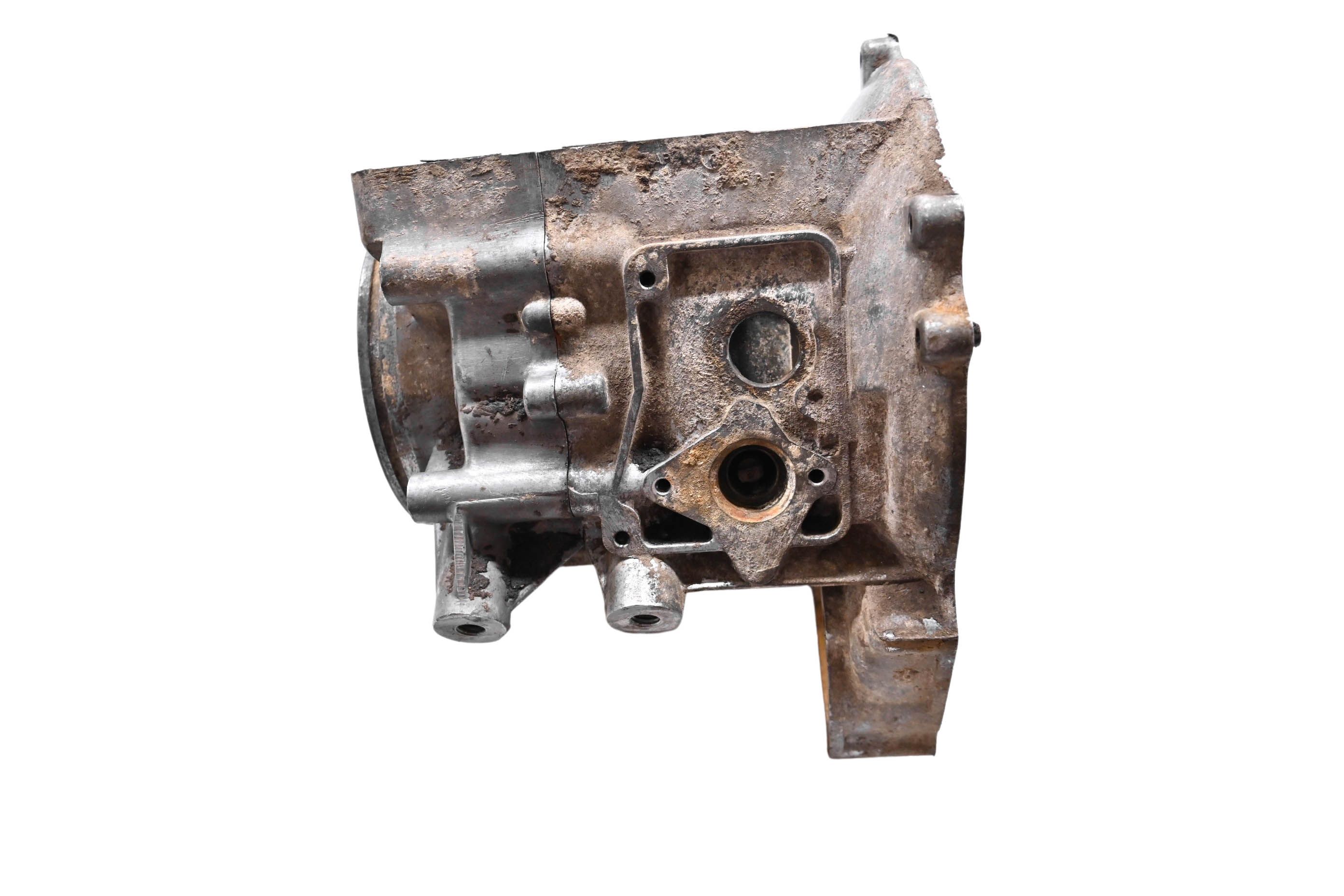 87 Polaris Cyclone 250X 2x4 Crankcase Center Crank Case