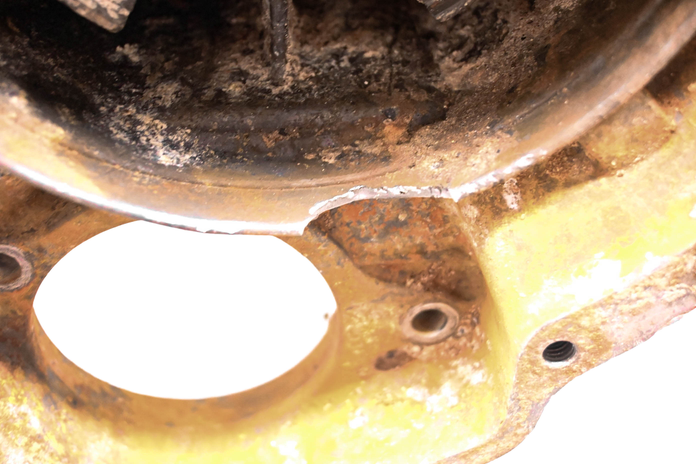 87 Polaris Cyclone 250X 2x4 Crankcase Center Crank Case