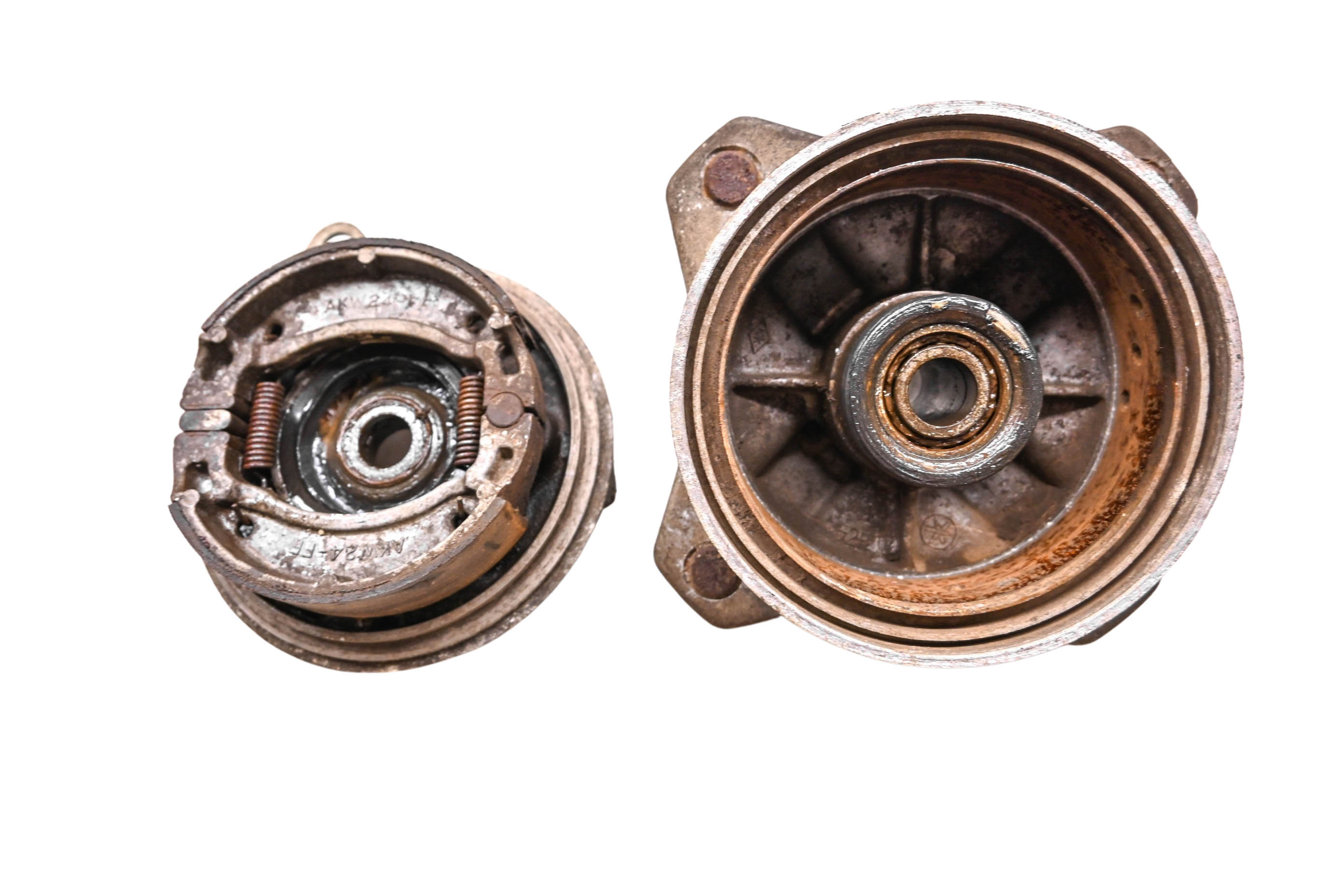87 Polaris Cyclone 250X 2x4 Front Left Brake Drum Assembly