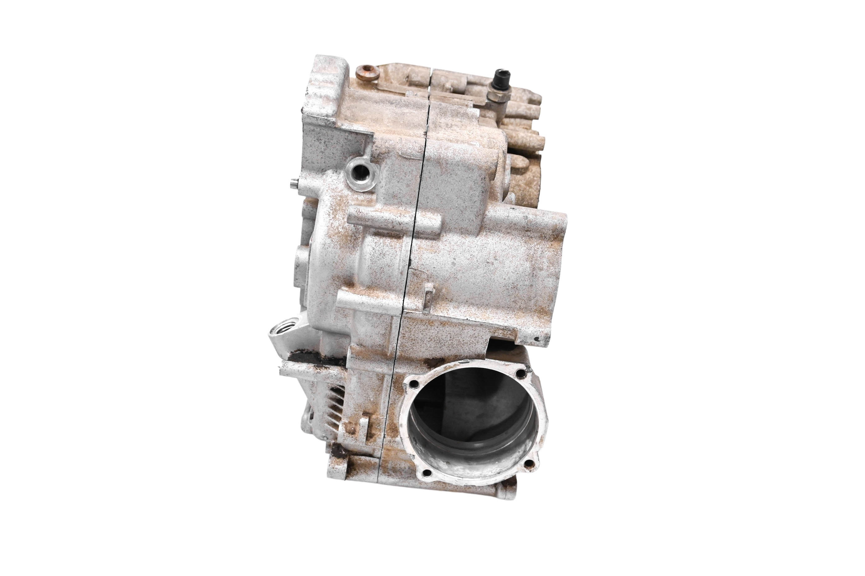 17 CFMoto ZForce 500 4x4 Crankcase Center Crank Case