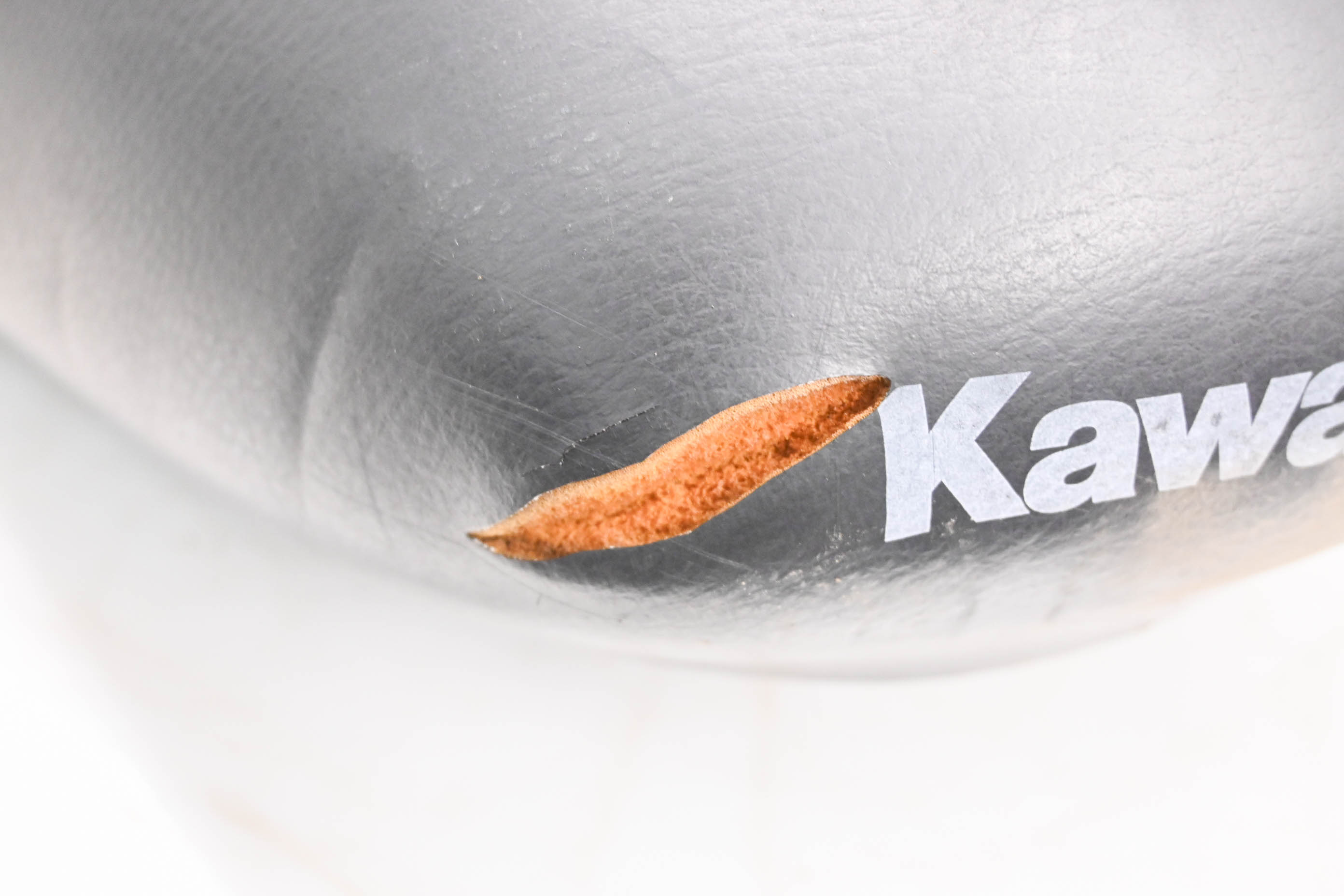 01 Kawasaki Ultra 150 Seat JH1200
