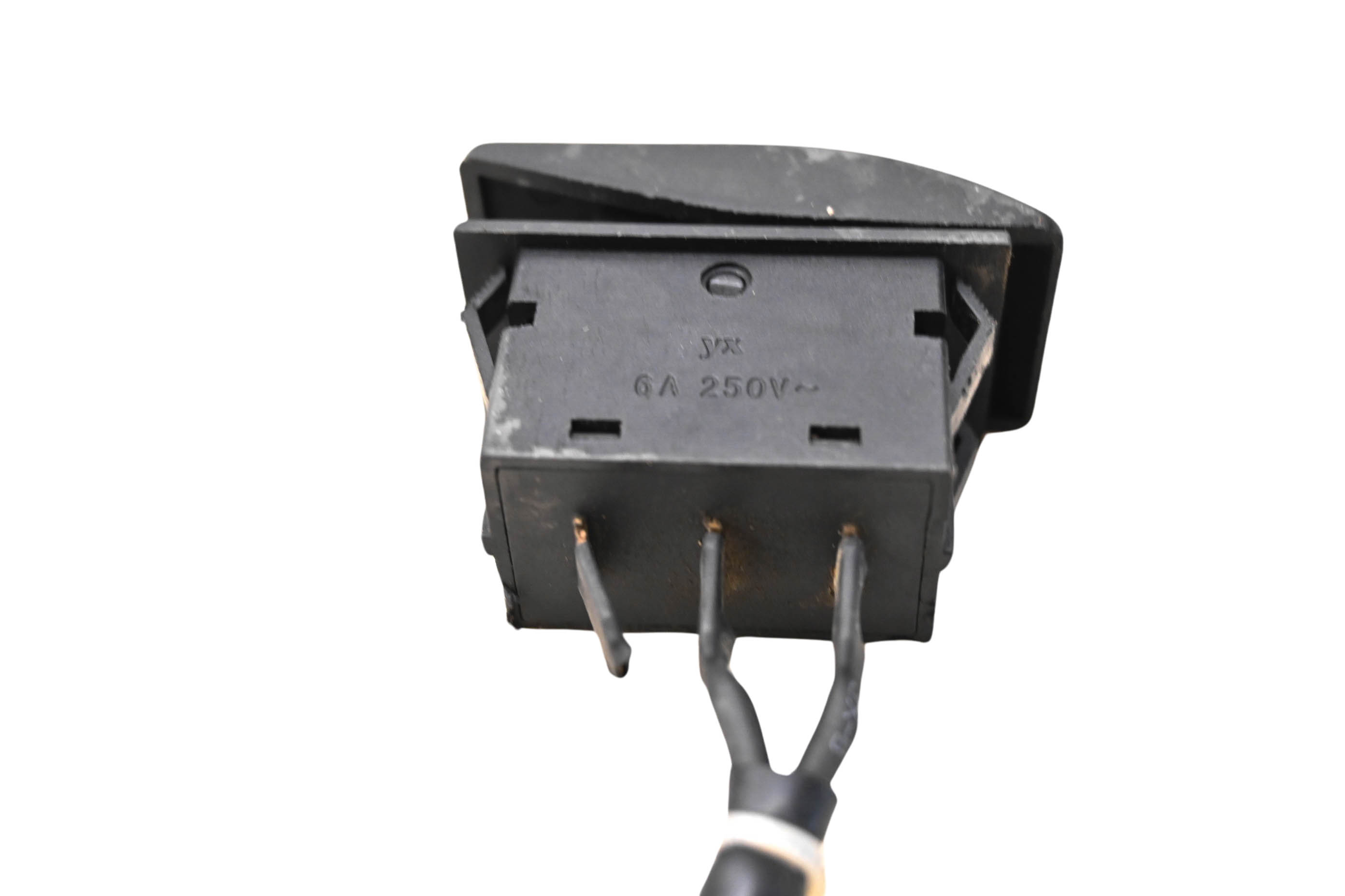 12 CFMoto ZForce 600 4x4 Horn Switch Z6