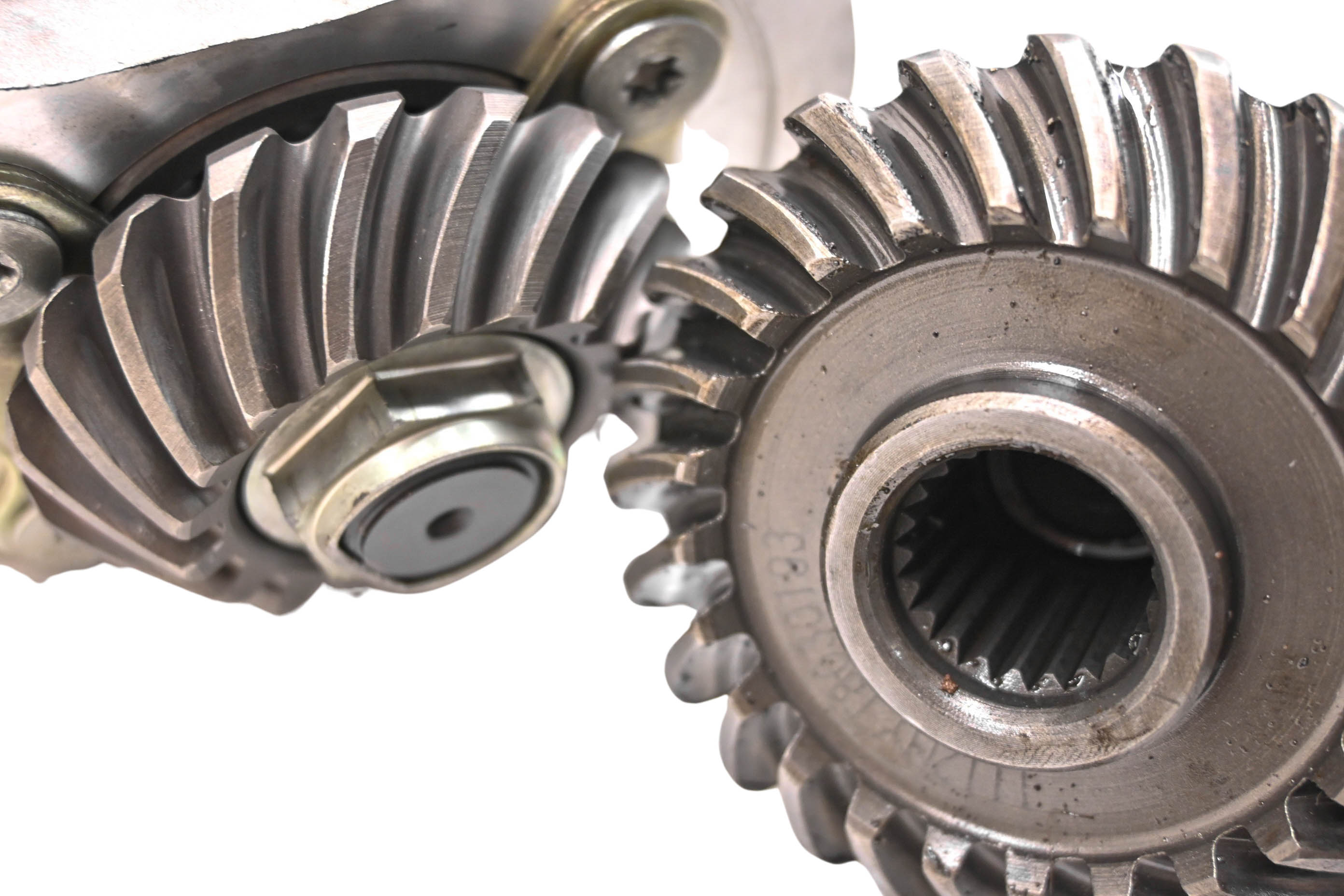 18 CFMoto CForce 500 4x4 Transmission Bevel Gears Output