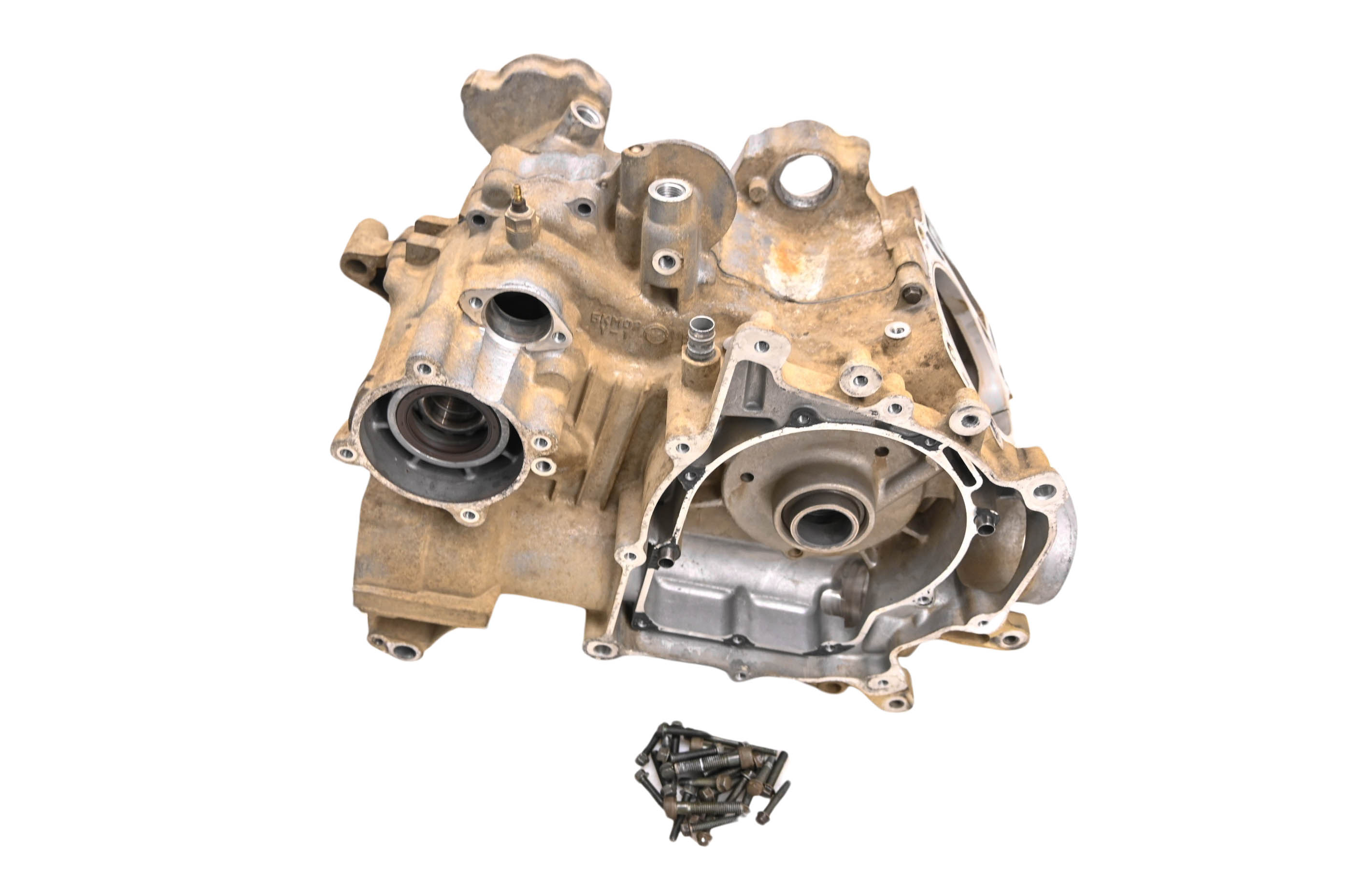 04 Yamaha Grizzly 660 4x4 Crankcase Center Crank Case YFM660F