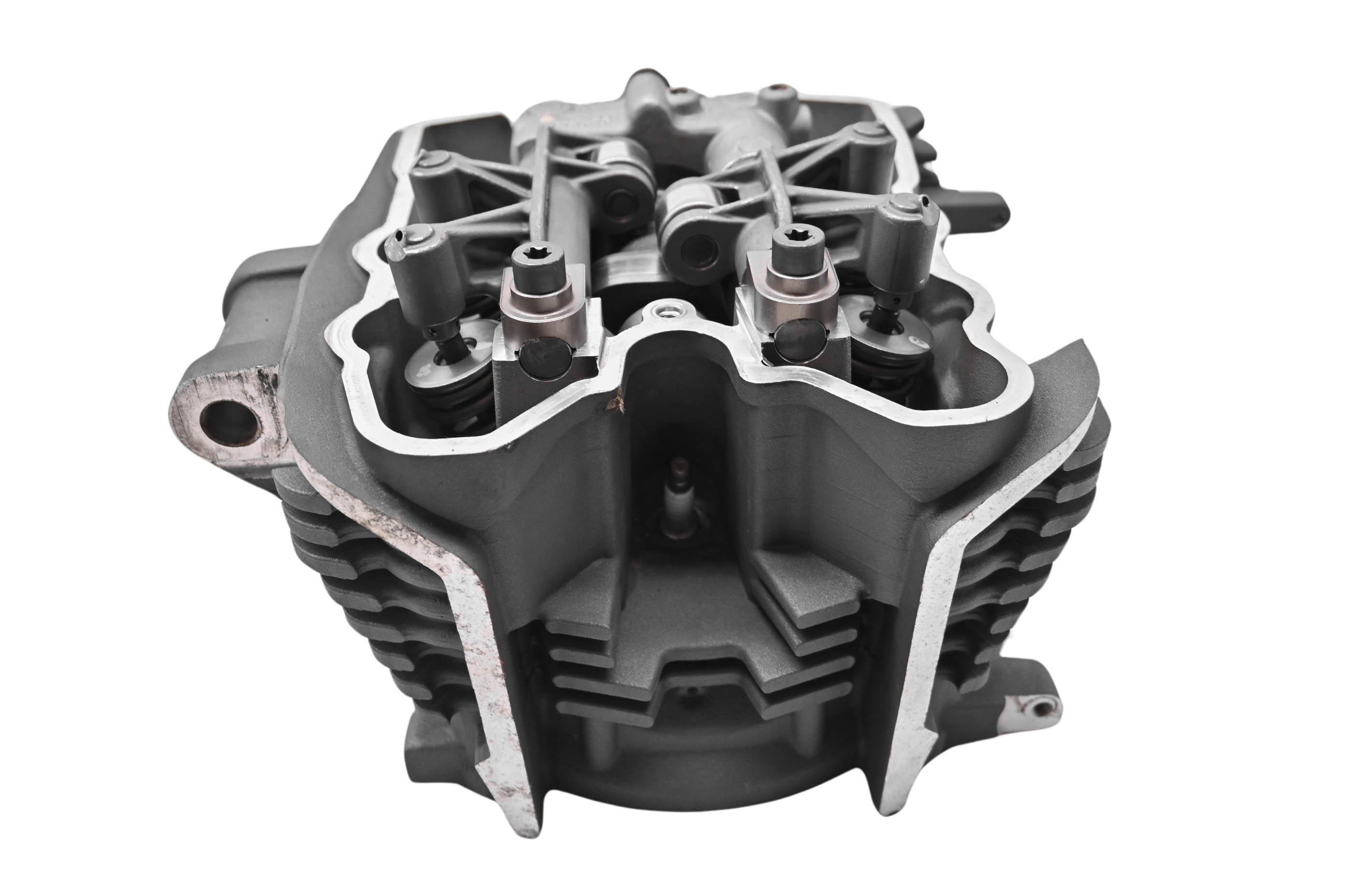 20 Indian Challenger Dark Horse Front Cylinder Head