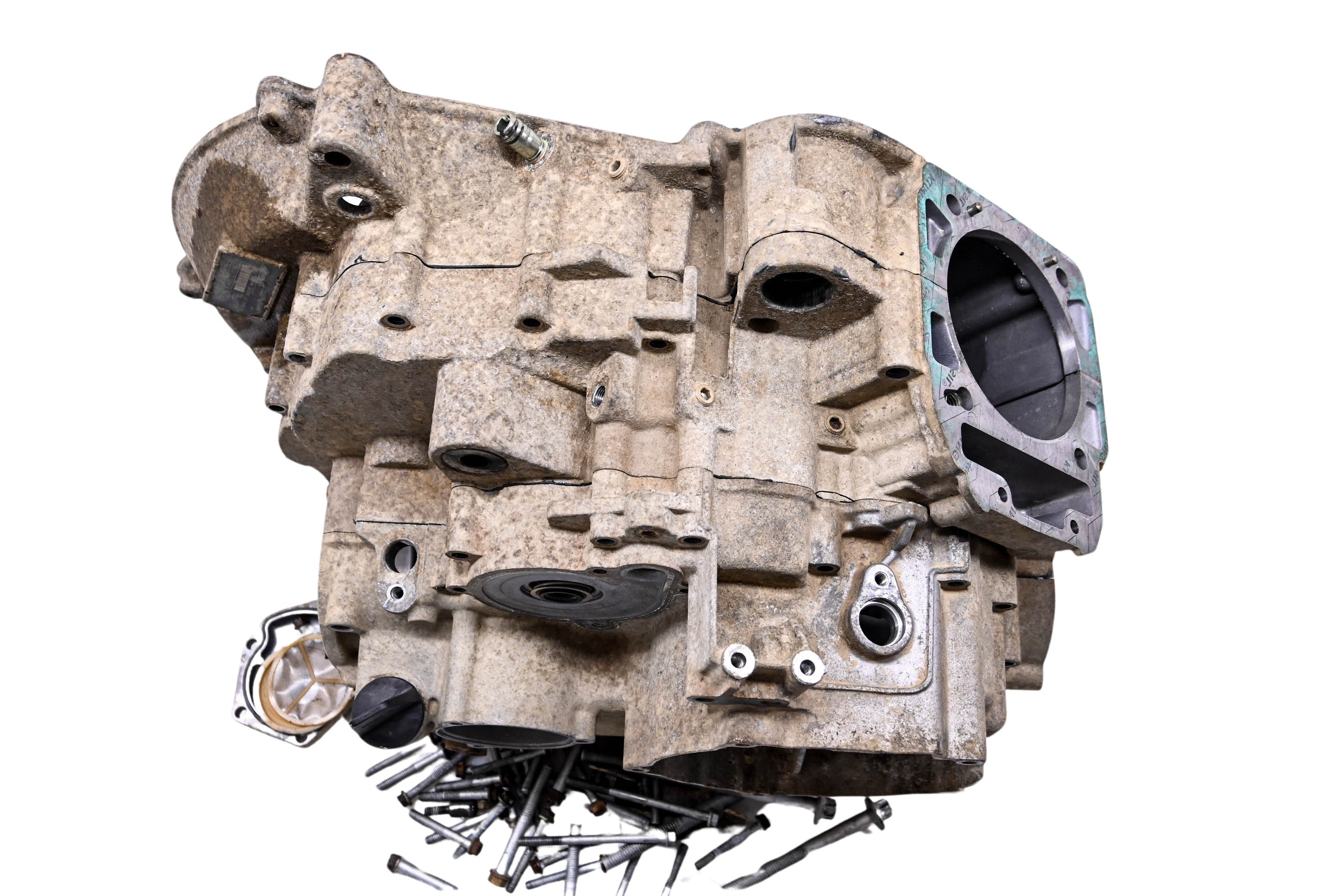 05 Can-Am Outlander Max 400 4x4 Crankcase Center Crank Case Bombardier