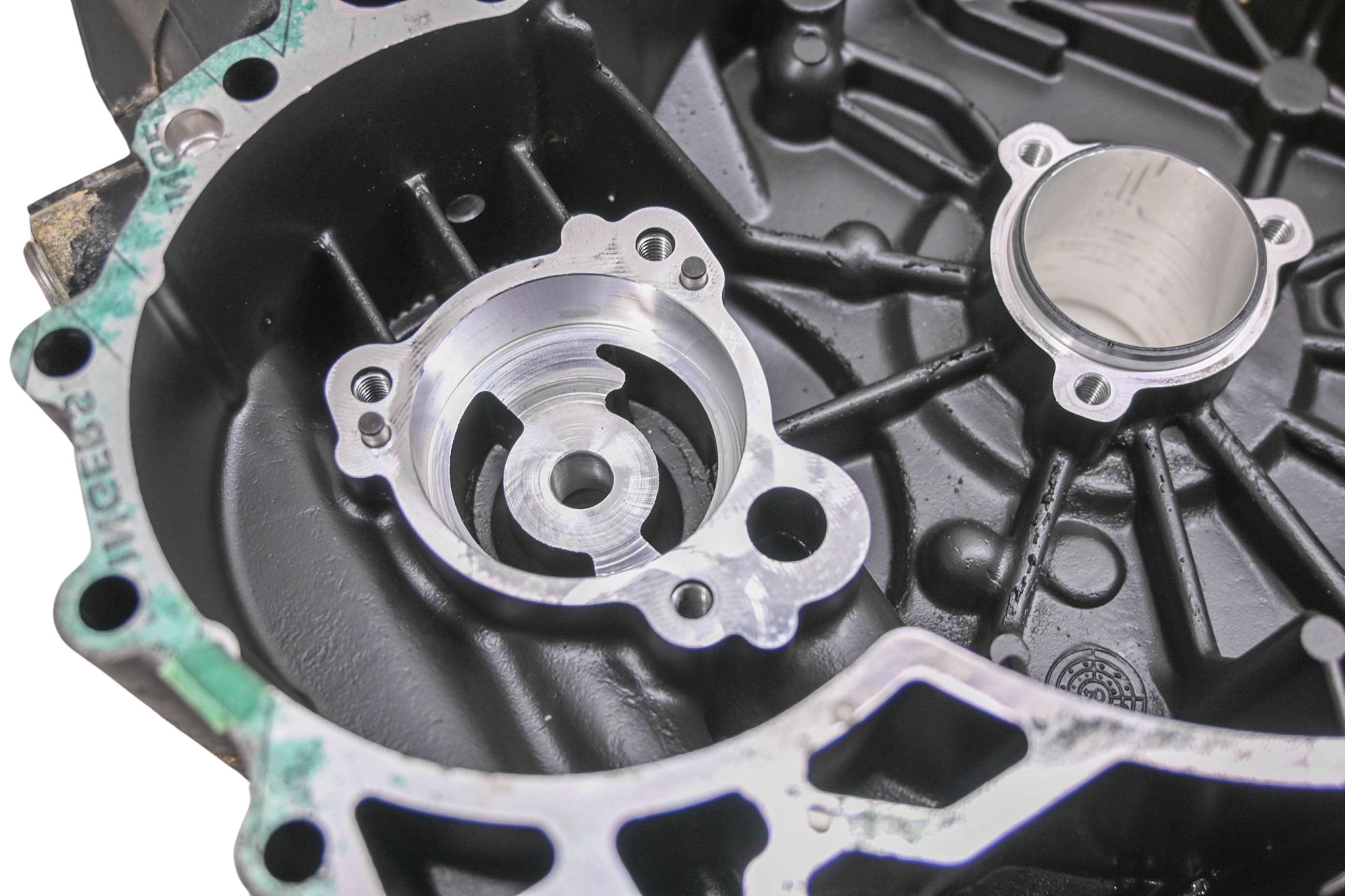 06 Sea-Doo RXT 215 Stator Cover