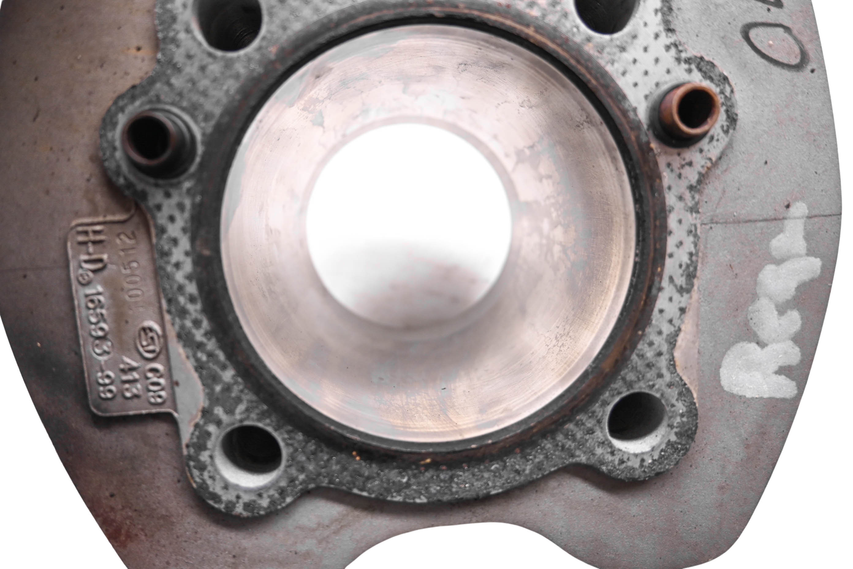02 Harley-Davidson Electra Glide EFI FLHTI Rear Cylinder