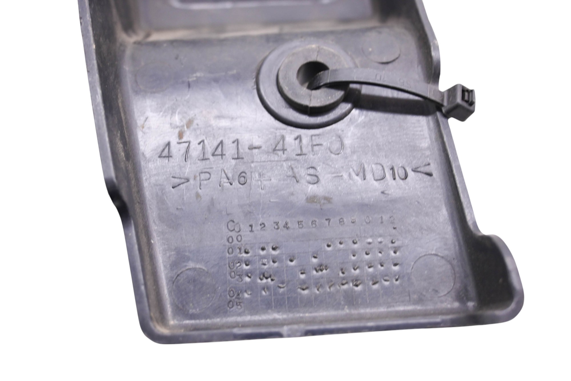 19 Suzuki Boulevard M50 Right Rear Frame Cover VZ800