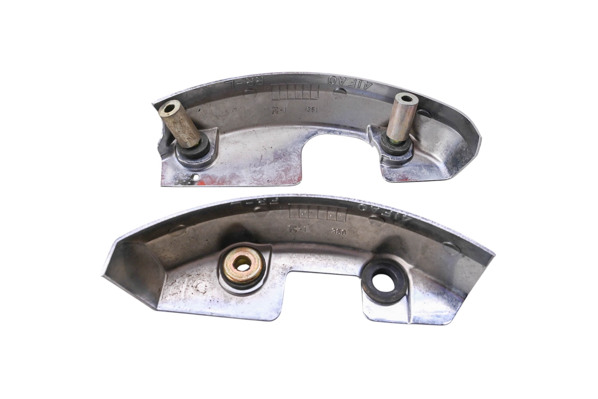 19 Suzuki Boulevard M50 Front Cylinder Head Caps Covers Left & Right VZ800