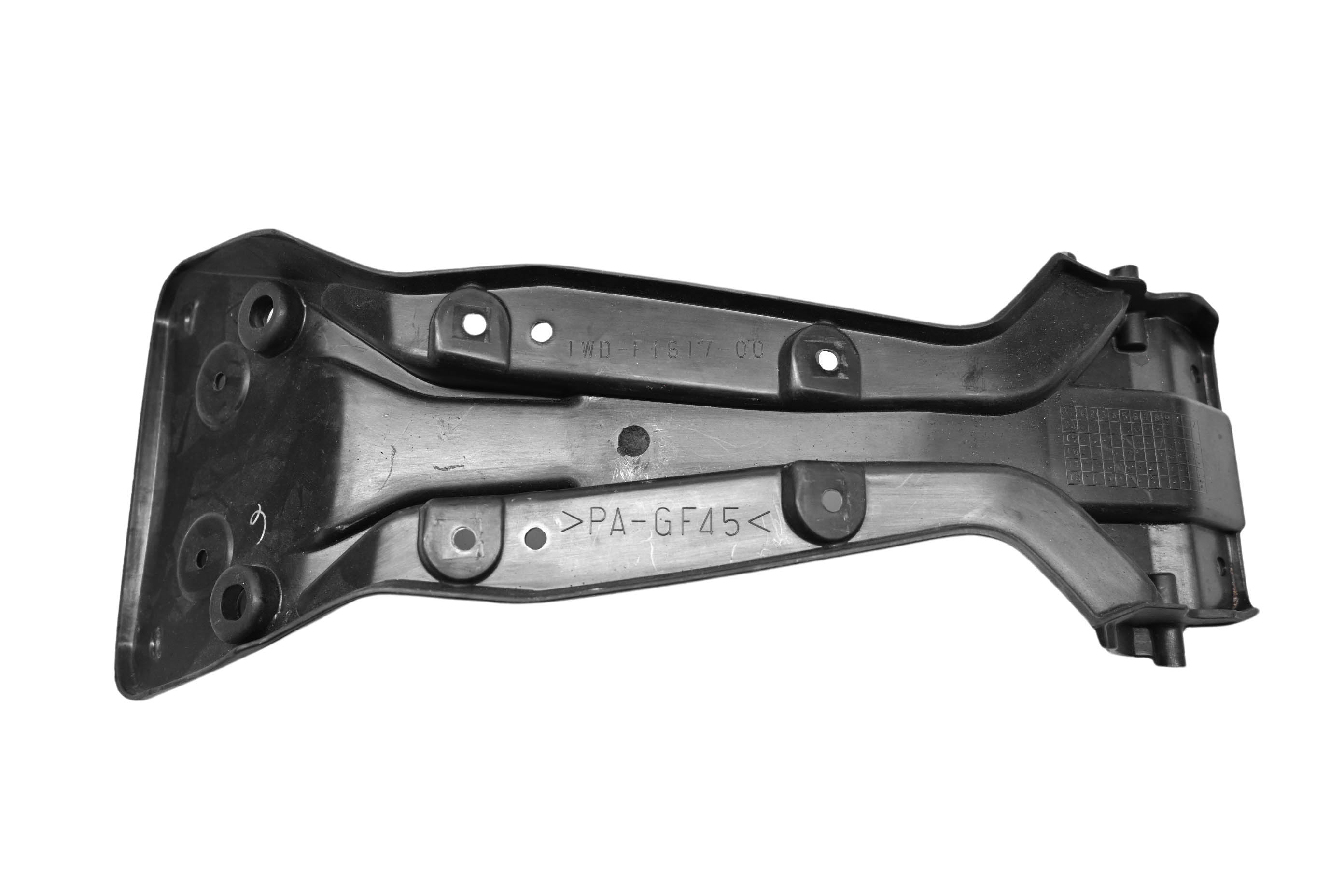19 Yamaha YZF R3 Rear Fender Support Cover