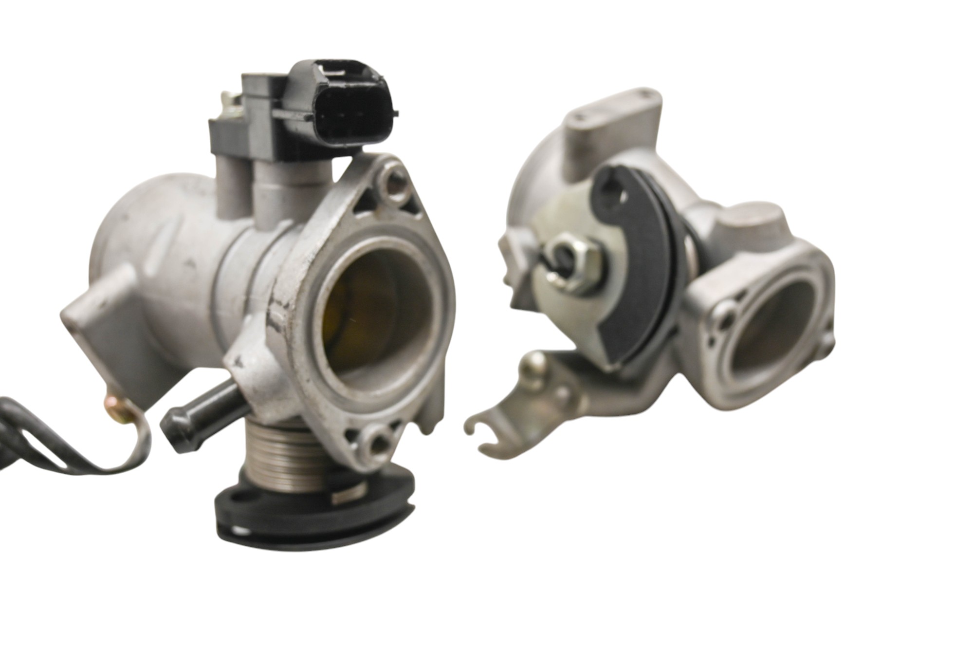 15 Hyosung GT250R Throttle Bodies