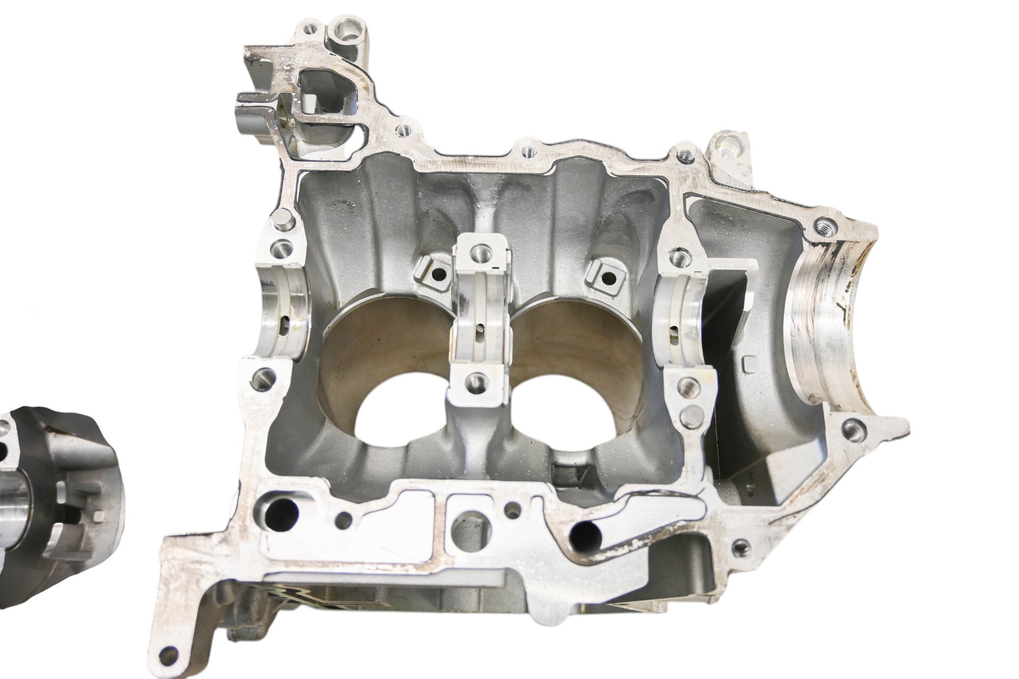 19 Can-Am Ryker 600 ACE Crankcase Center Crank Case & Cylinders