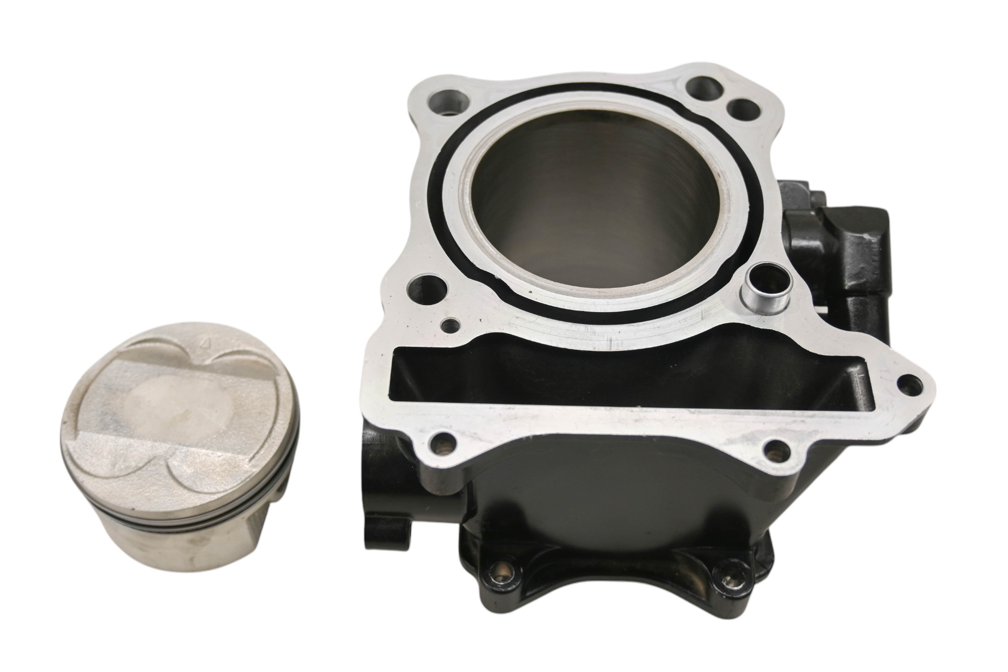 17 Hyosung GD250R Cylinder & Piston