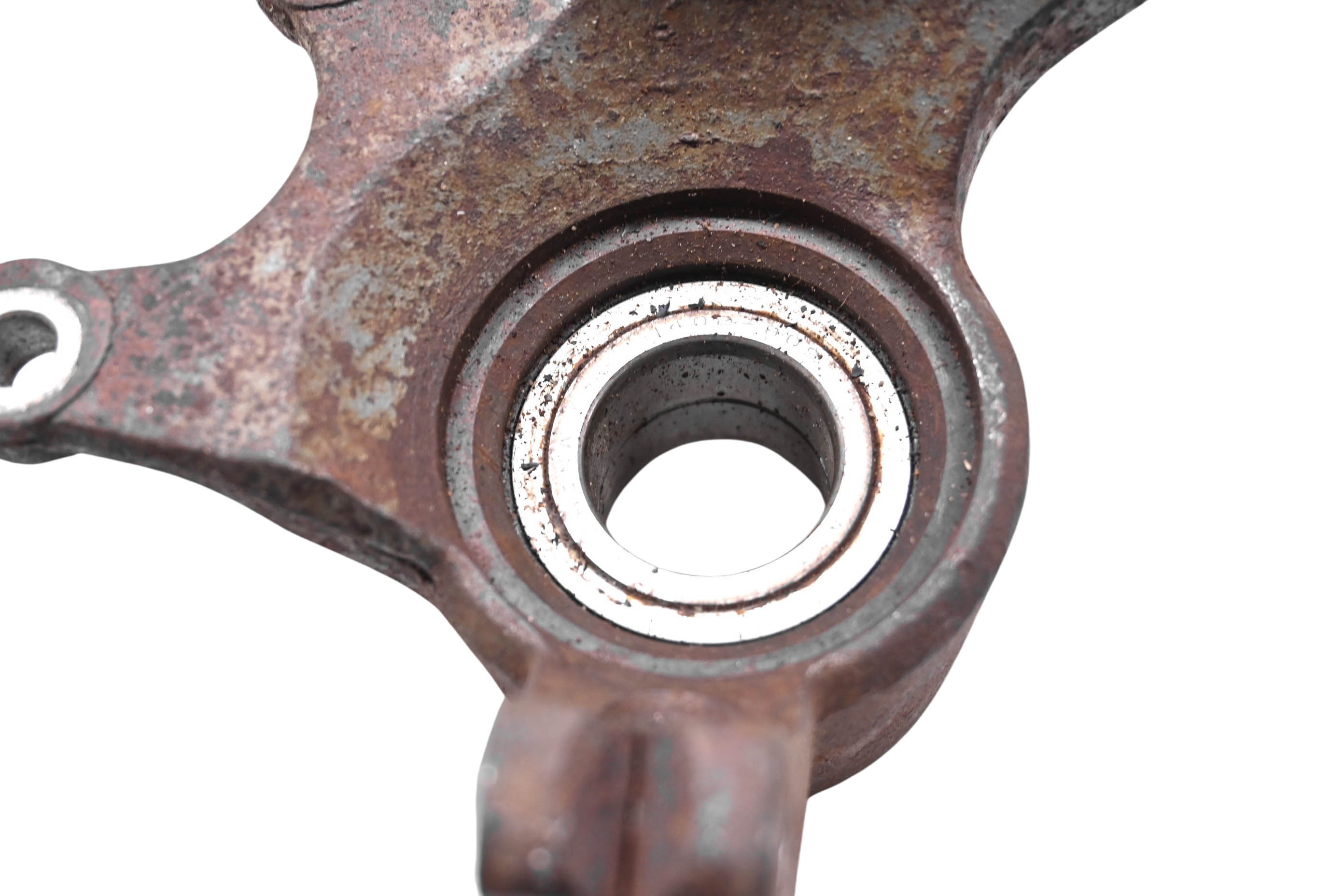 14 Arctic Cat 500 4x4 Front Right Spindle Knuckle