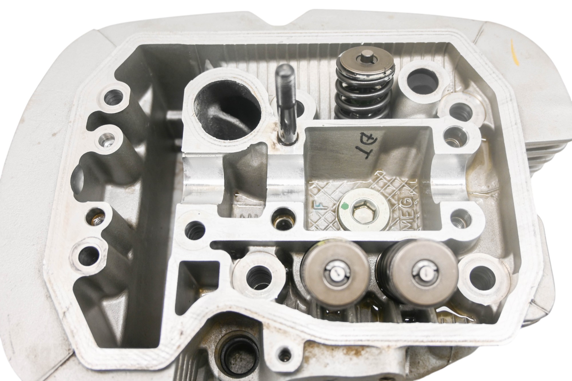07 Honda Shadow Spirit 750 Front Cylinder Head