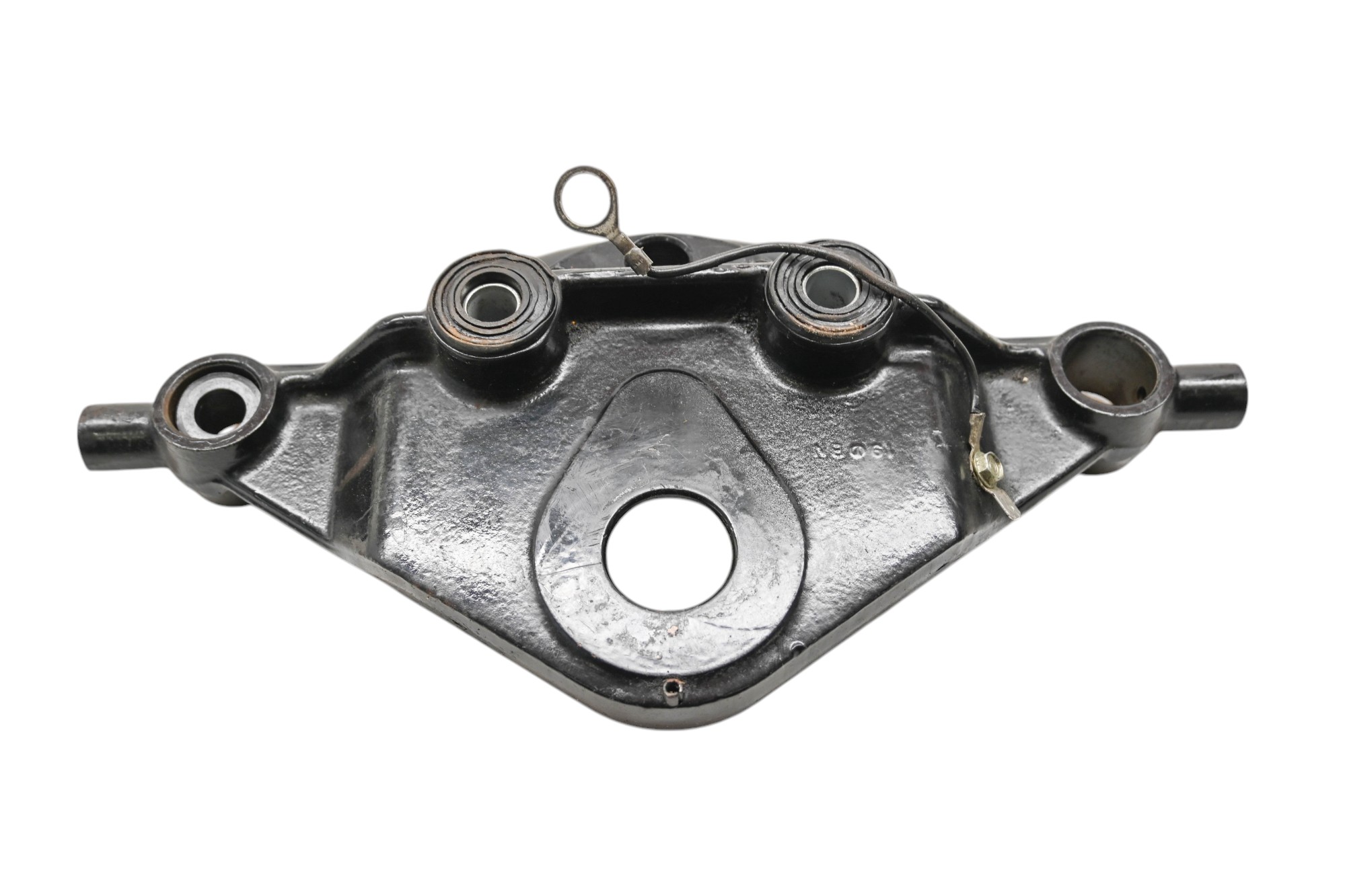 04 Harley-Davidson Electra Glide FLHTCSE Bracket Mount