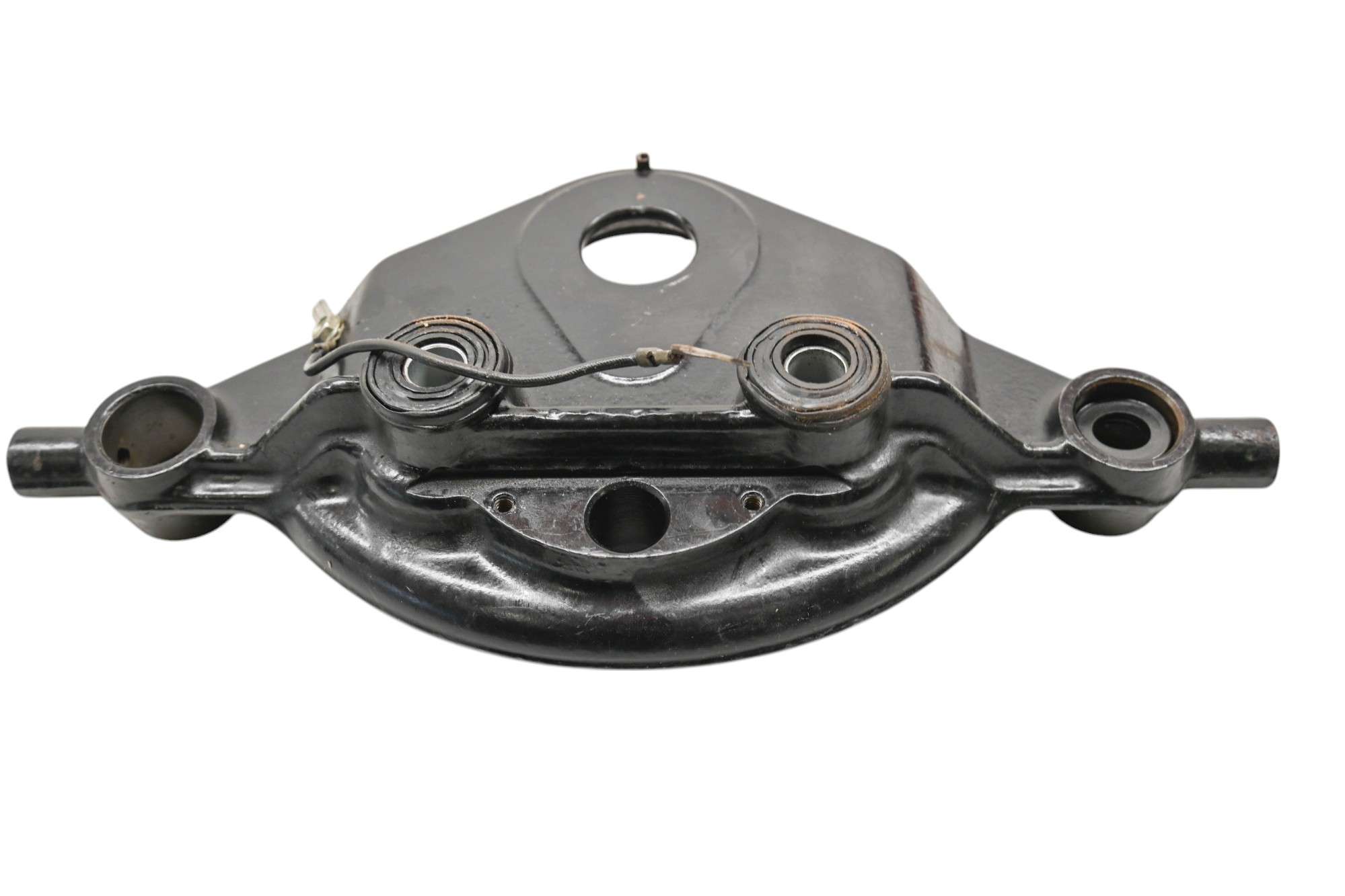 04 Harley-Davidson Electra Glide FLHTCSE Bracket Mount