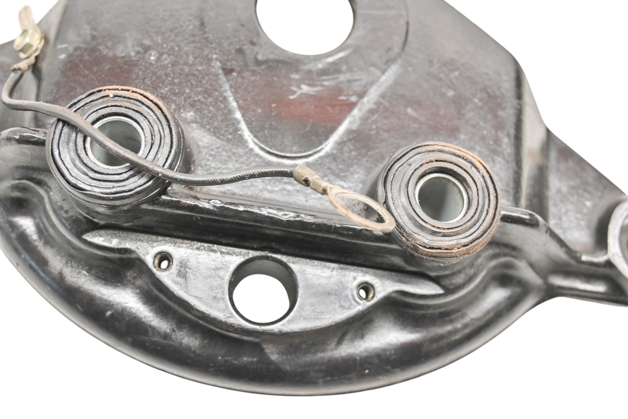 04 Harley-Davidson Electra Glide FLHTCSE Bracket Mount