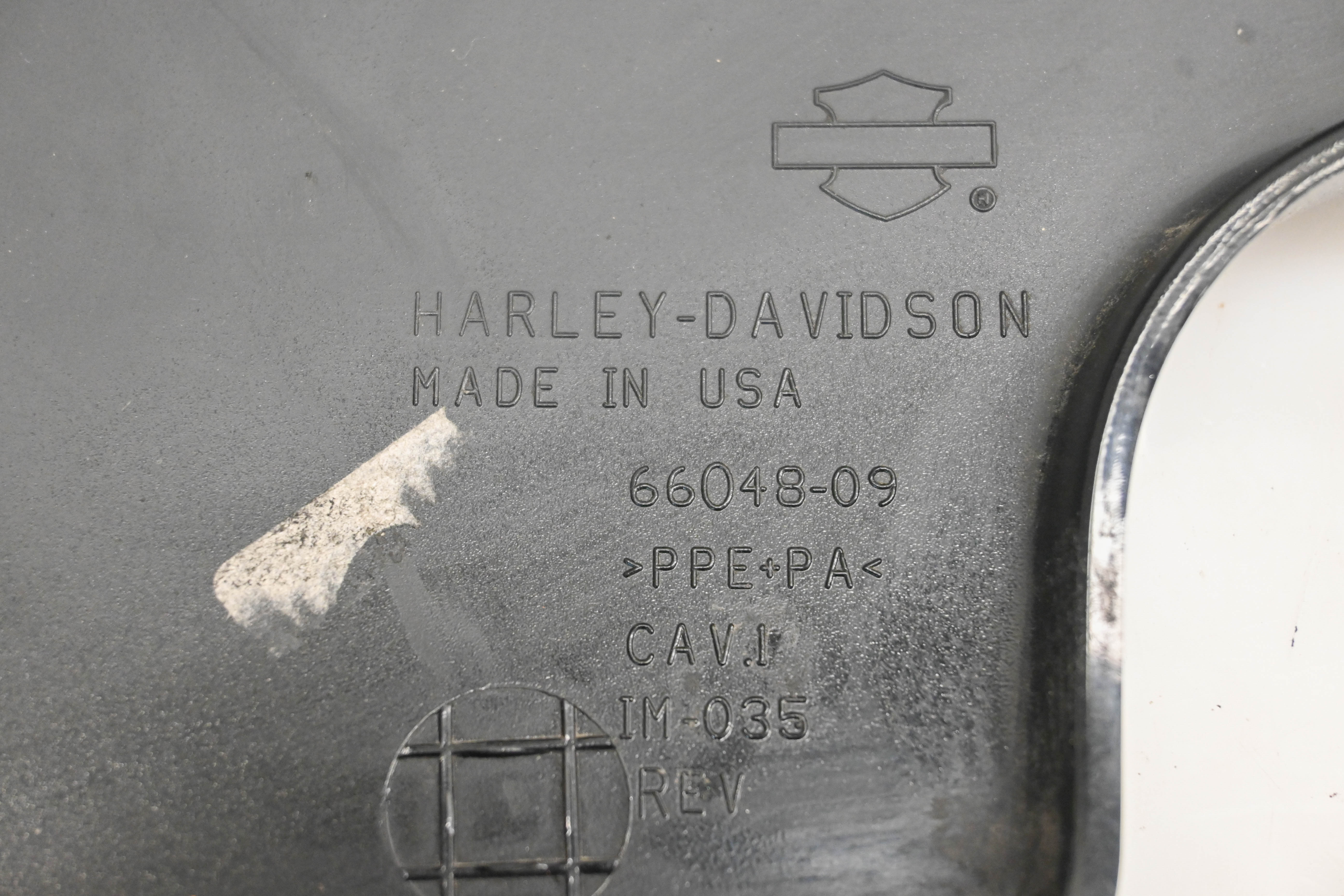 09 Harley-Davidson FLHX Street Glide Right Side Panel Shroud Cover