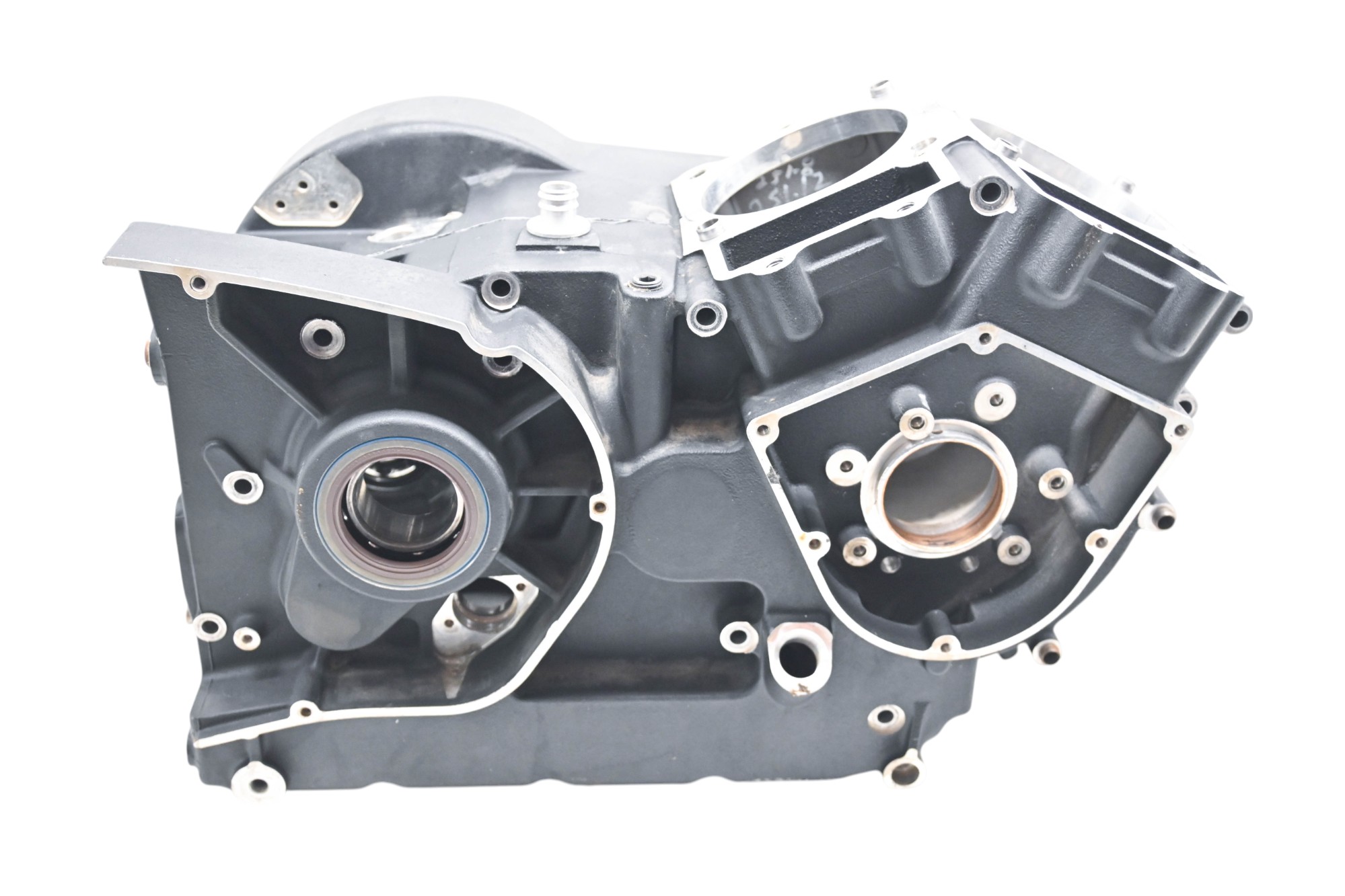 06 Victory Kingpin Crankcase Center Crank Case