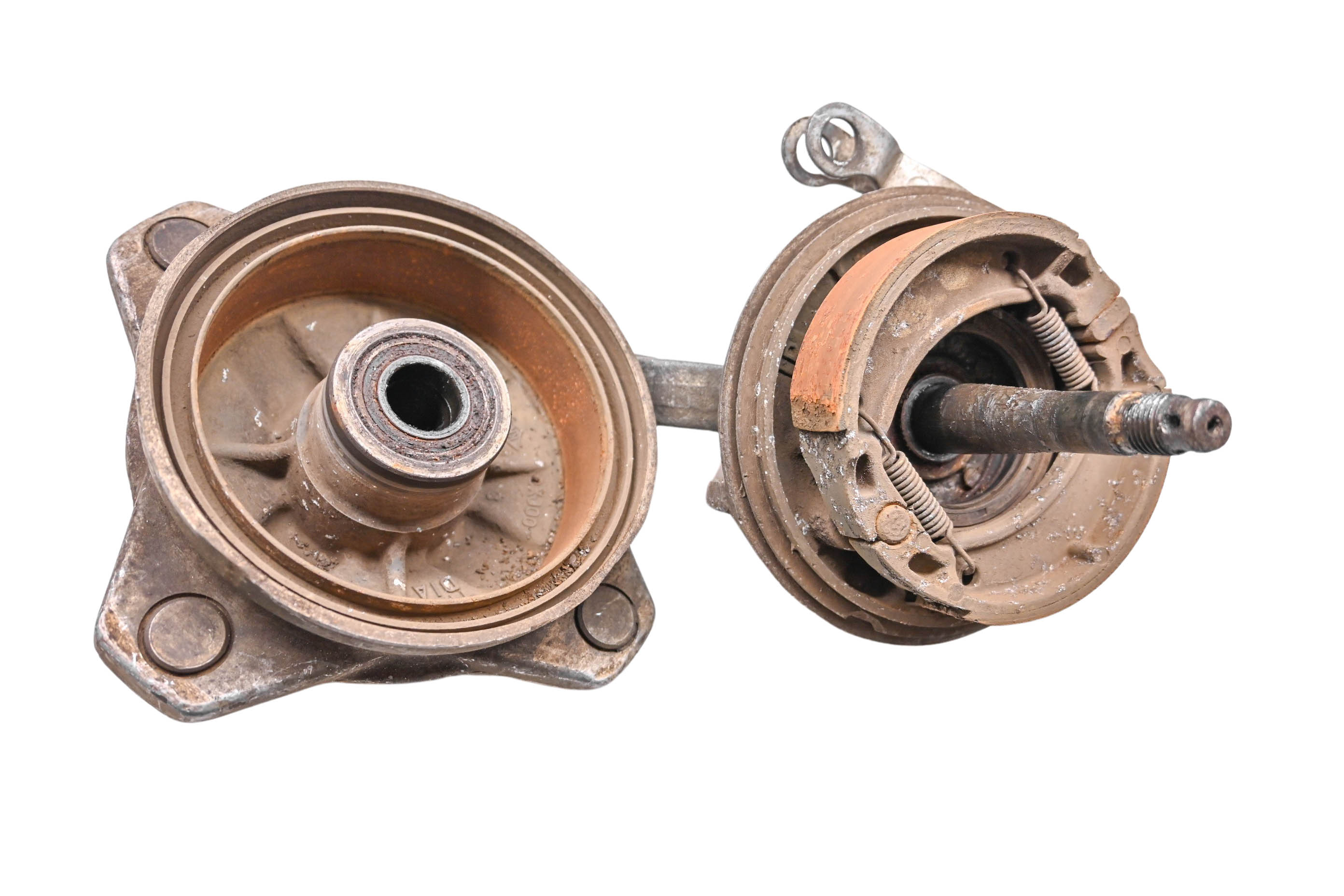 00 Yamaha Blaster 200 2x4 Front Right Brake Drum & Knuckle Assembly YSF200