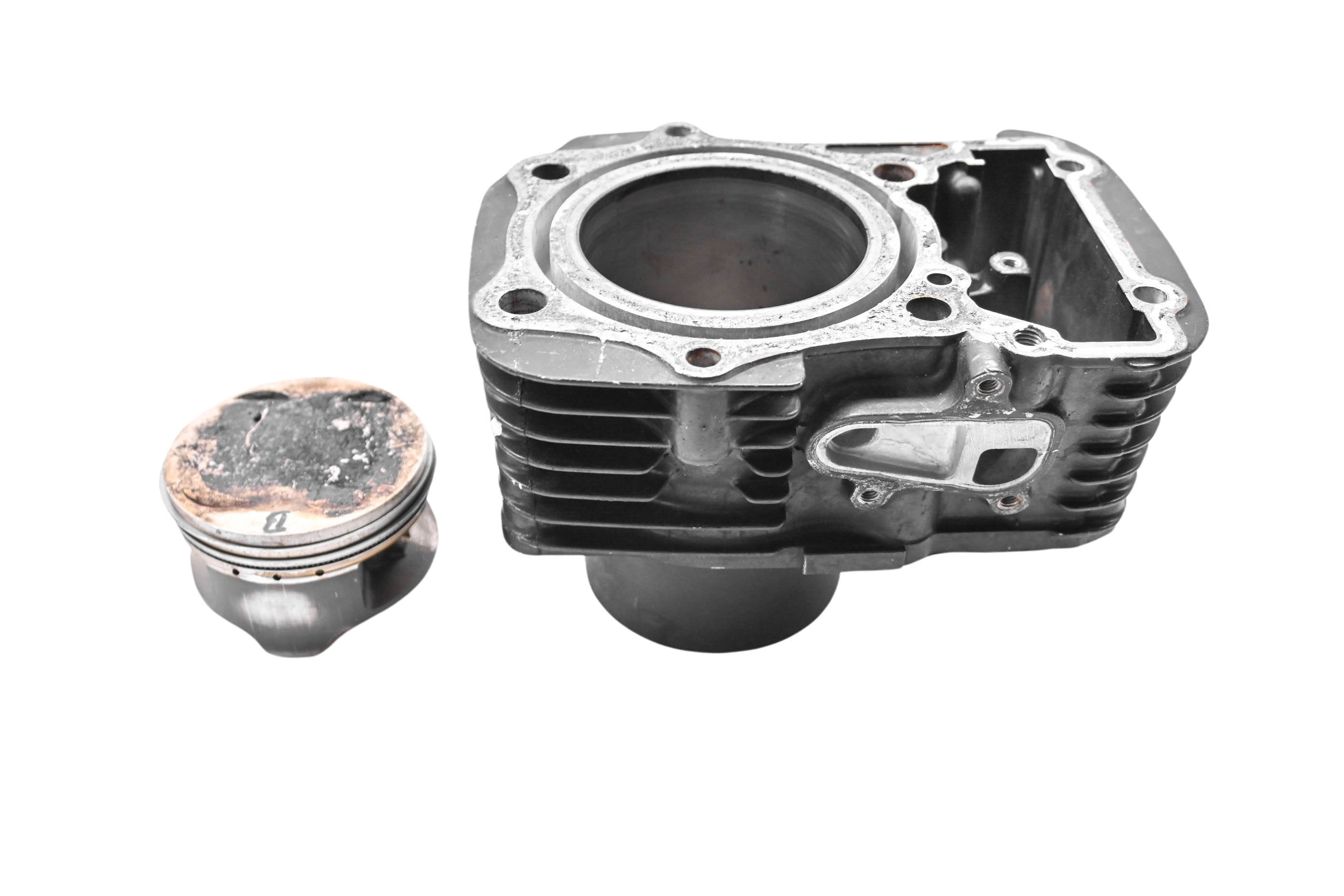 02 Suzuki Marauder 800 Rear Cylinder & Piston VZ800