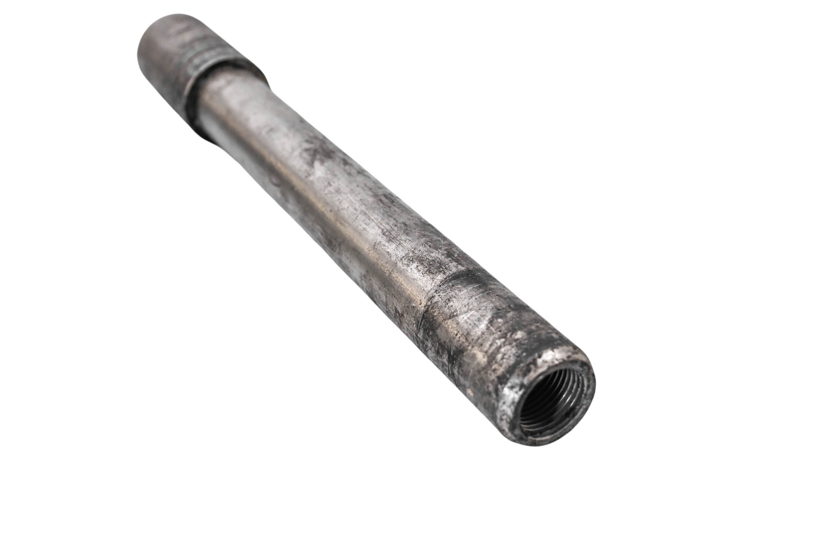 06 Suzuki GSXR 600 Front Axle Bolt