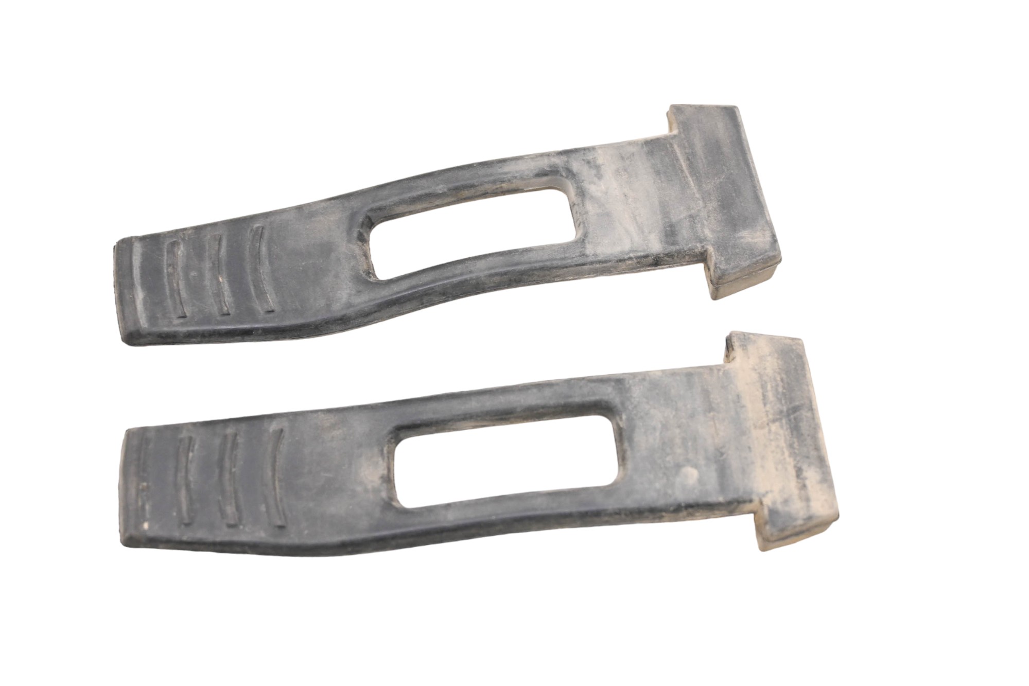 16 John Deere Gator RSX860i Latch Strap
