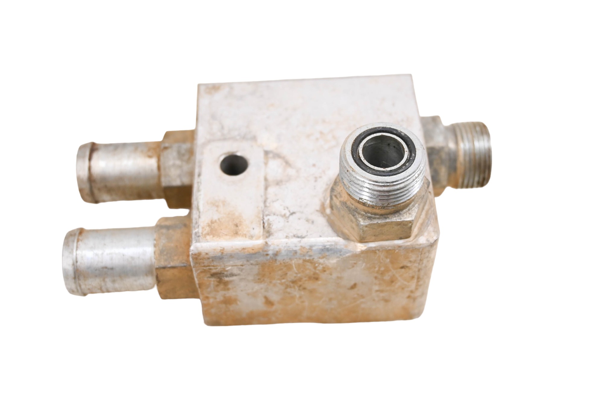 16 John Deere Gator RSX860i Oil Joint