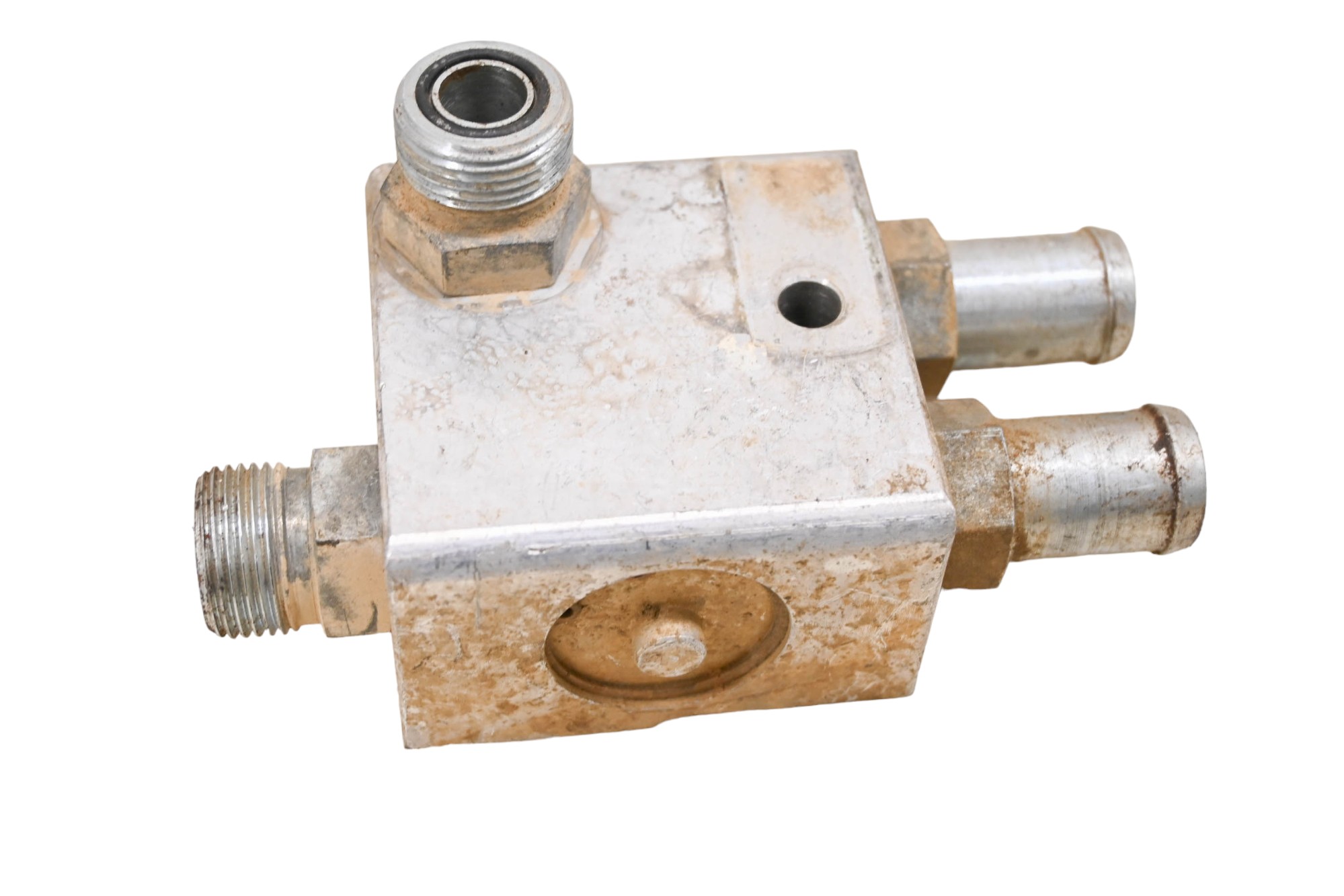 16 John Deere Gator RSX860i Oil Joint