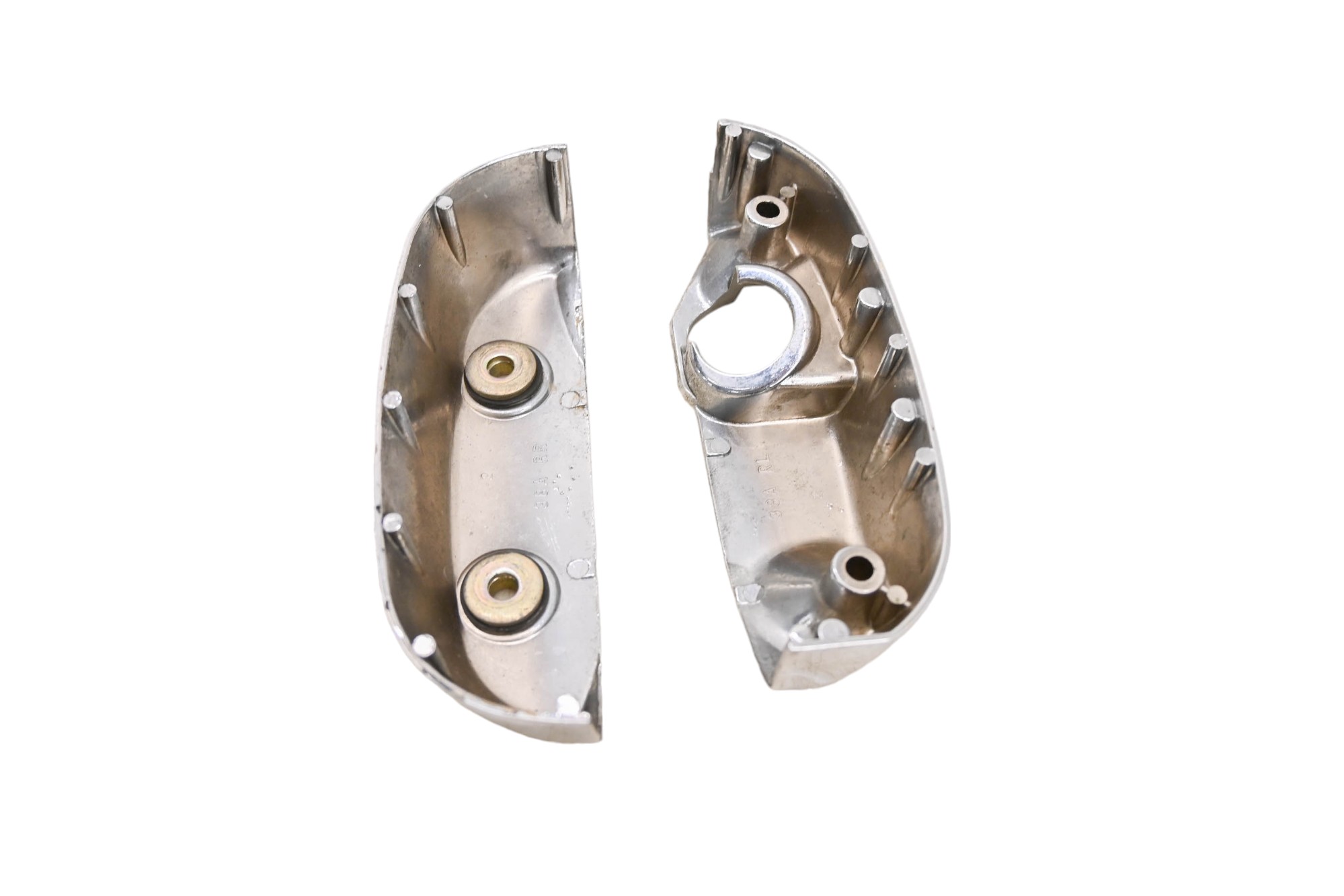 95 Suzuki Intruder VS800 Front Cylinder Head Covers Left & Right