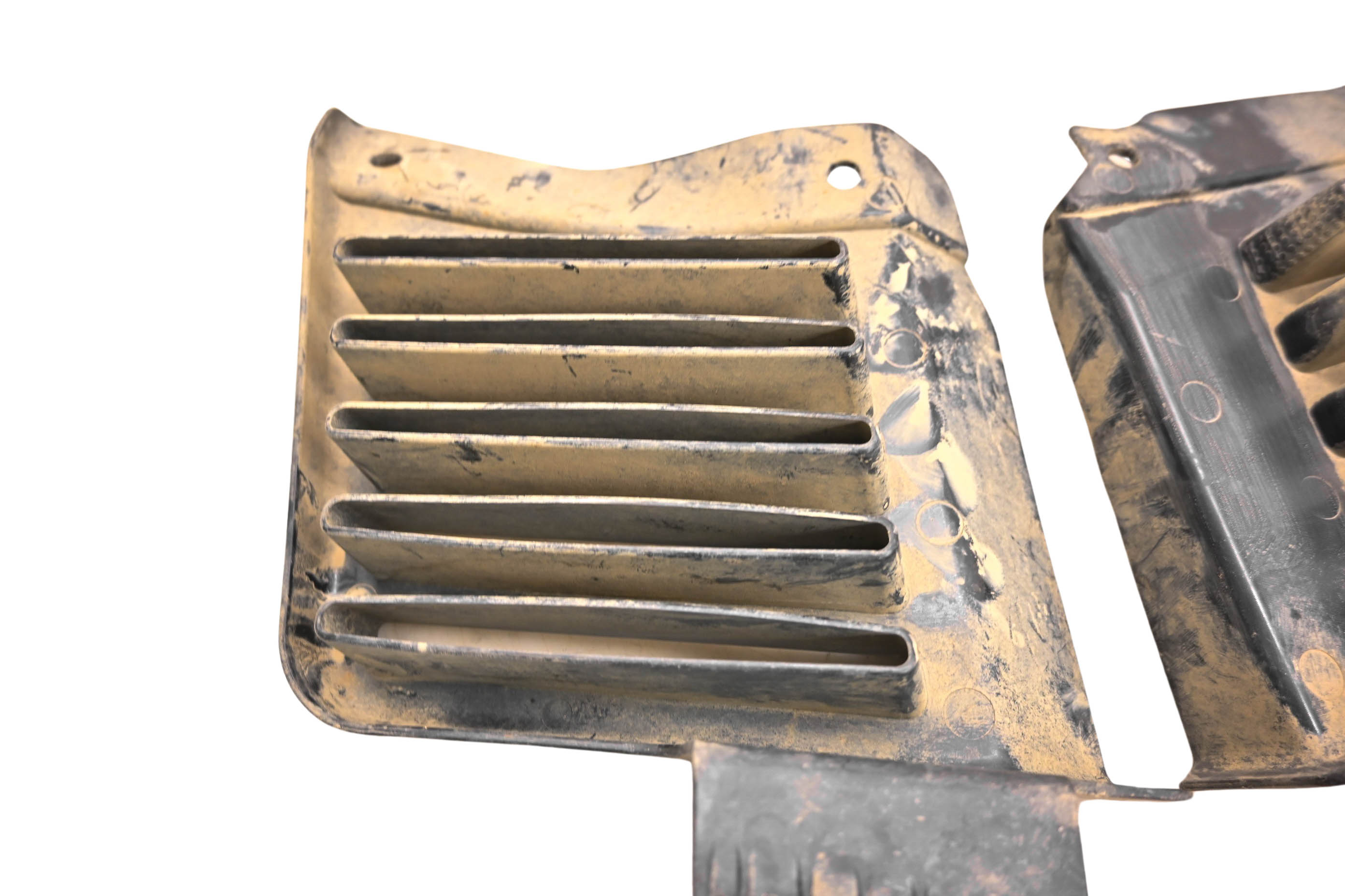 20 CFMoto CForce 600 4x4 Front Lower Inner Fenders Left Right