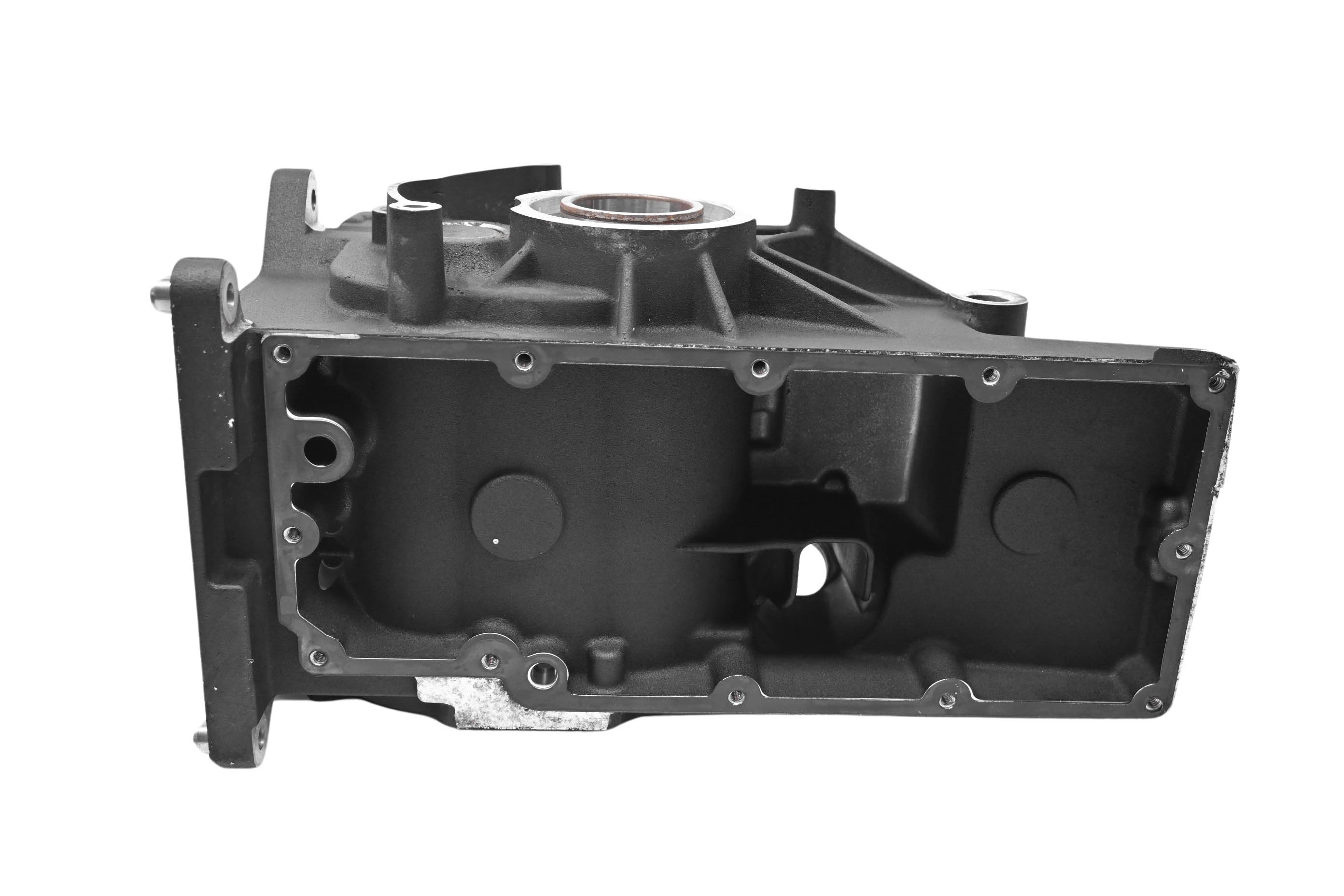 16 Harley Davidson FLHX Street Glide Transmission Gear Case Housing