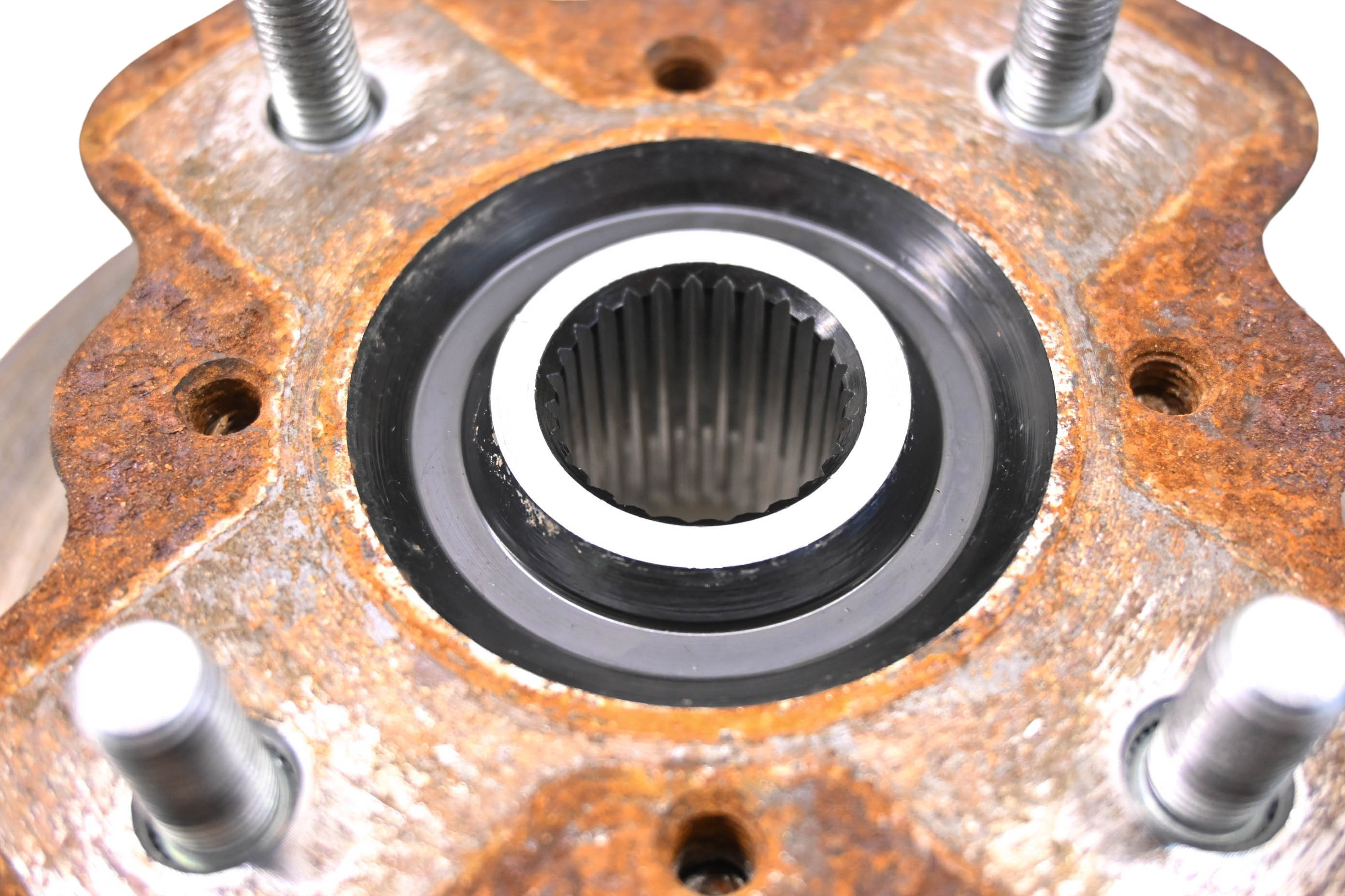 19 CFMoto CForce 600 4x4 Front Wheel Hub & Rotor Left Right