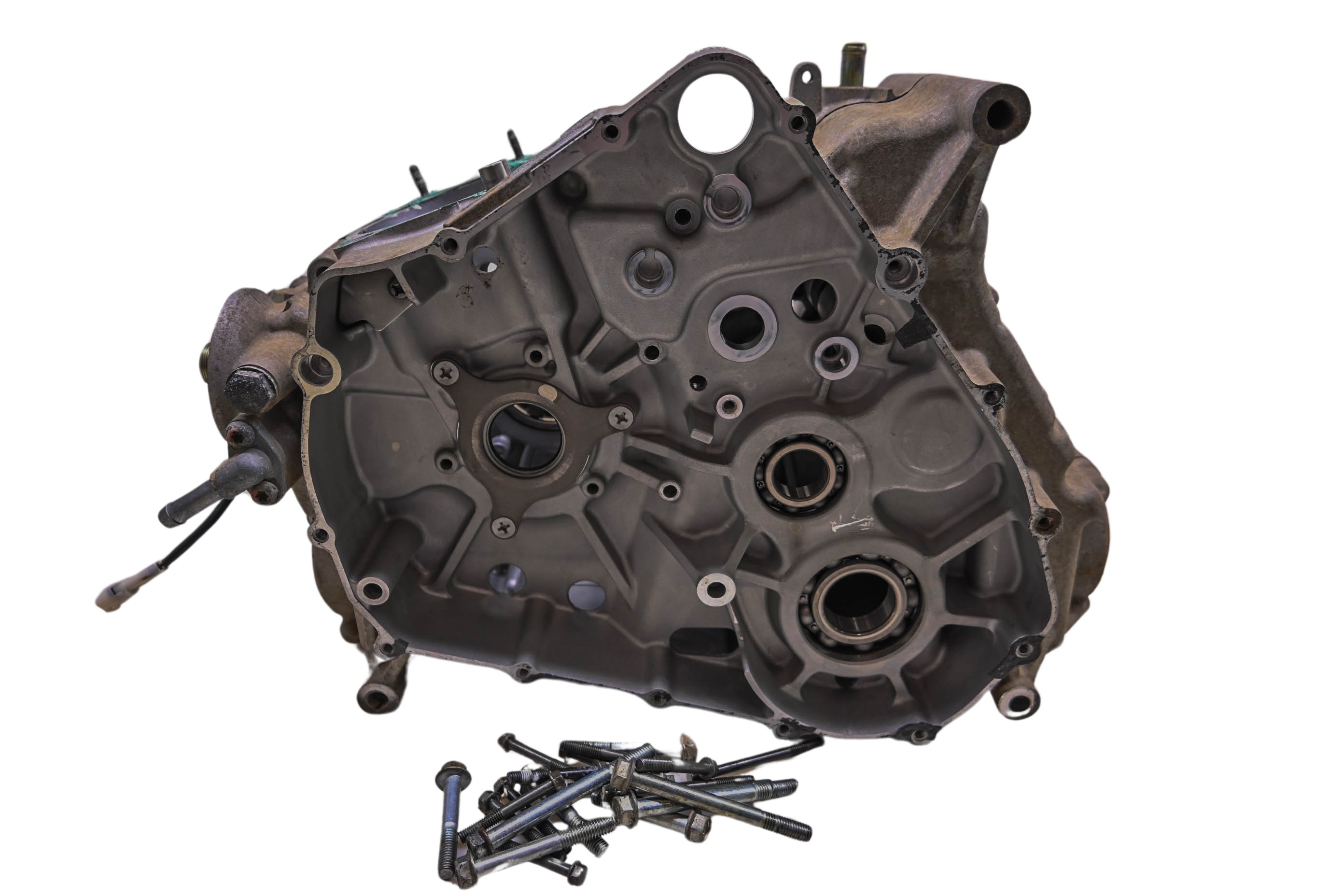 06 Arctic Cat 400 4x4 Auto IRS Crankcase Center Crank Case