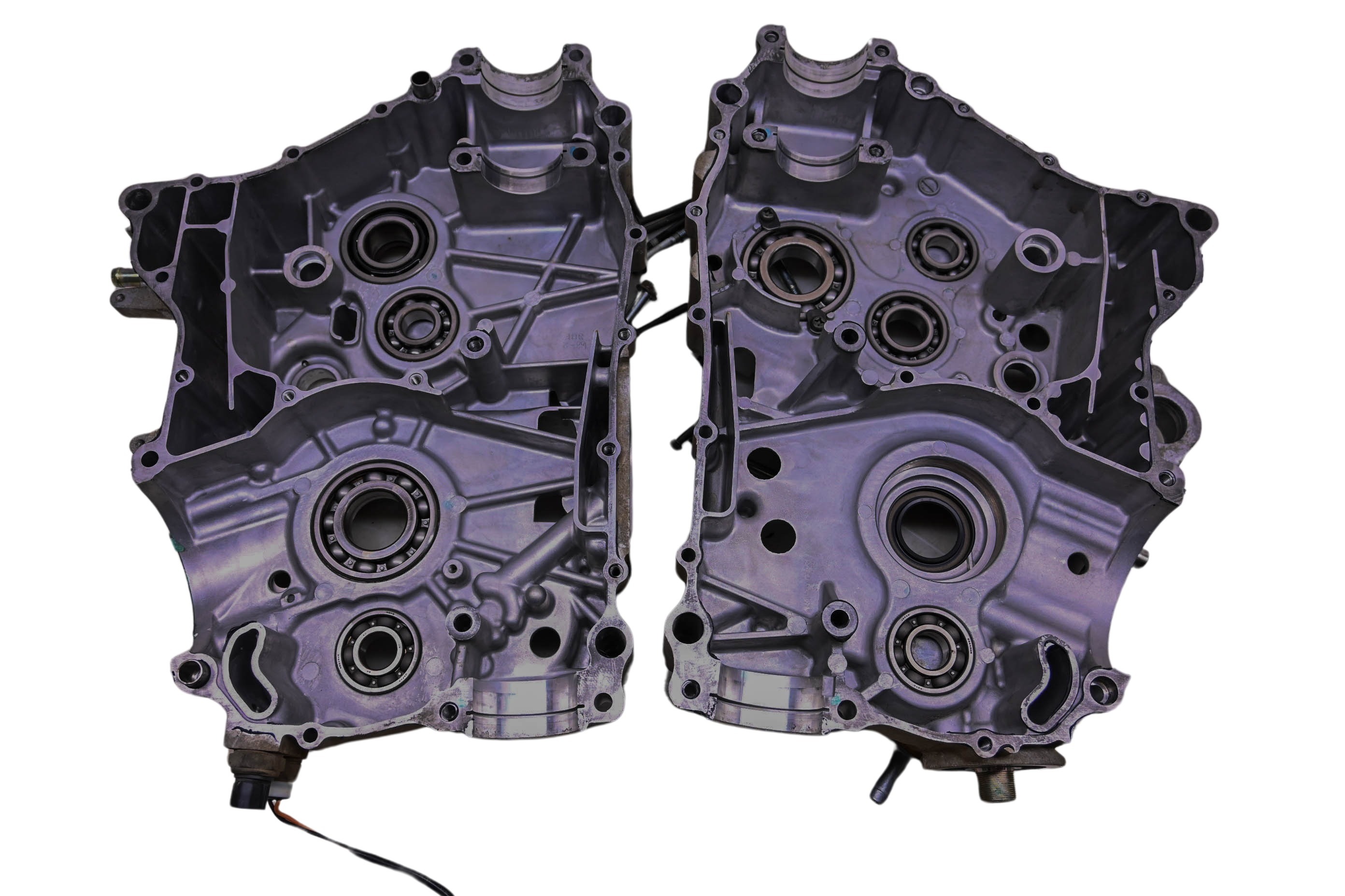 06 Arctic Cat 400 4x4 Auto IRS Crankcase Center Crank Case