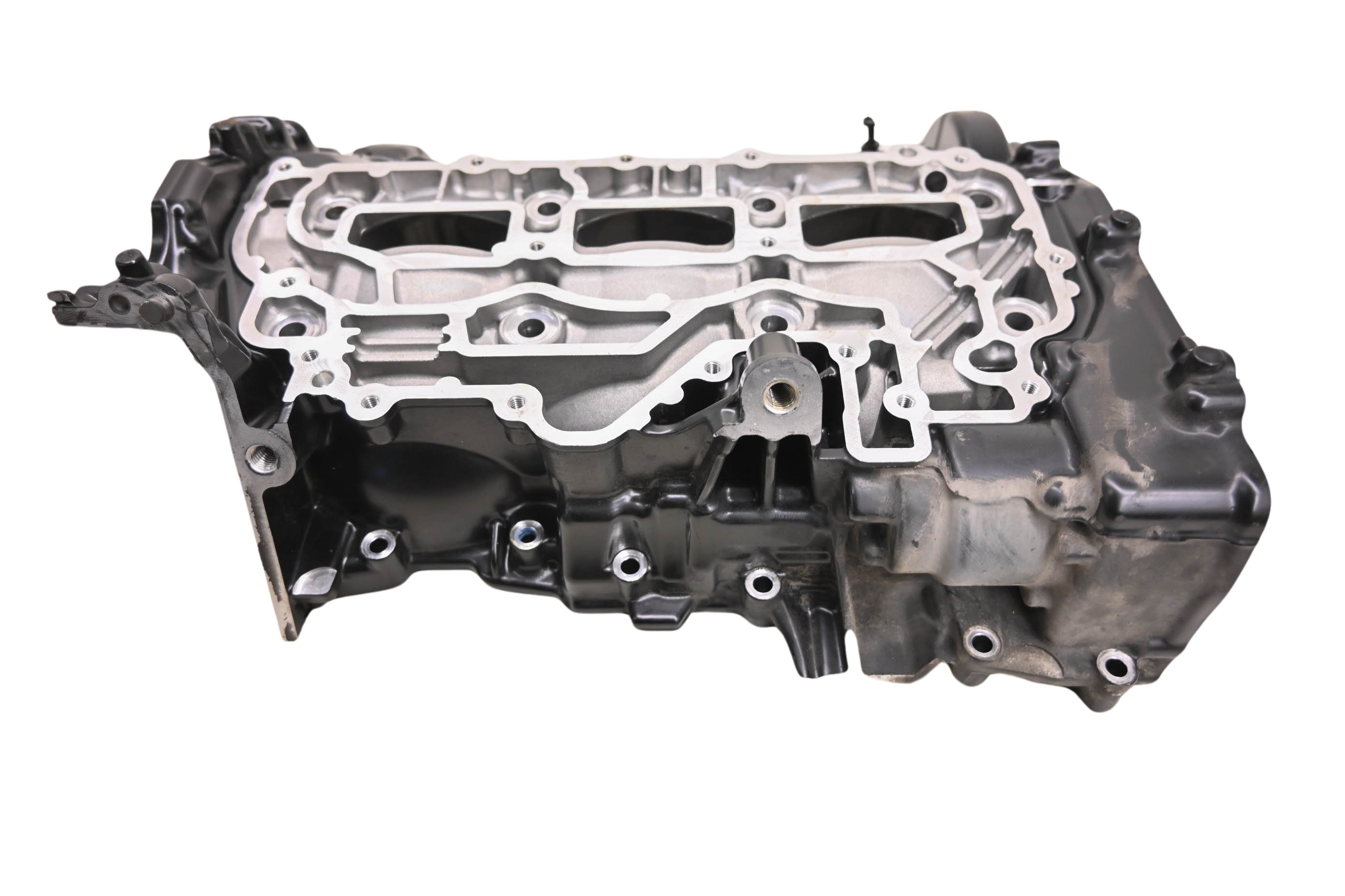 23 Can-Am Spyder F3 Limited ACE SE6 Bottom Half Crank Case