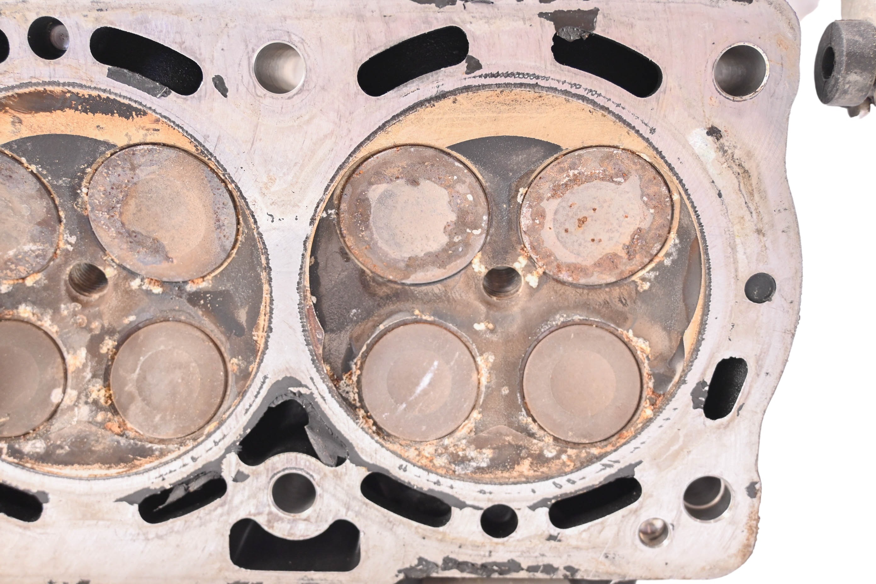 10 Sea-Doo RXT iS 260 Cylinder Head