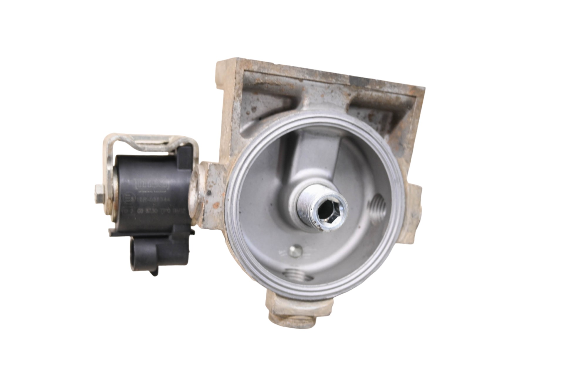 18 Cat CUV102D Oil Filter Cover