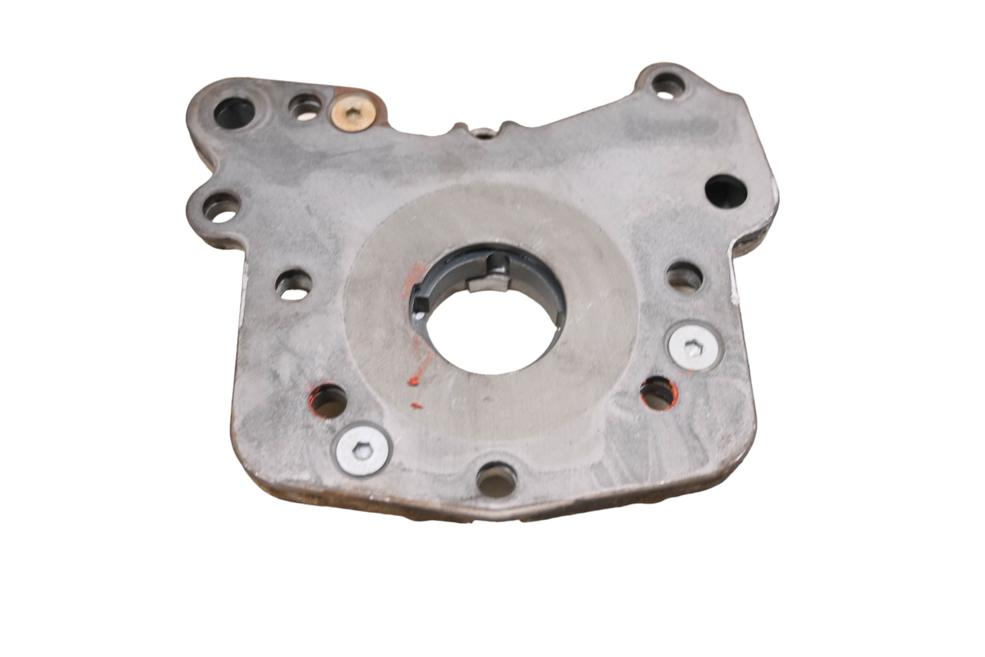 18 Cat CUV102D Oil Pump
