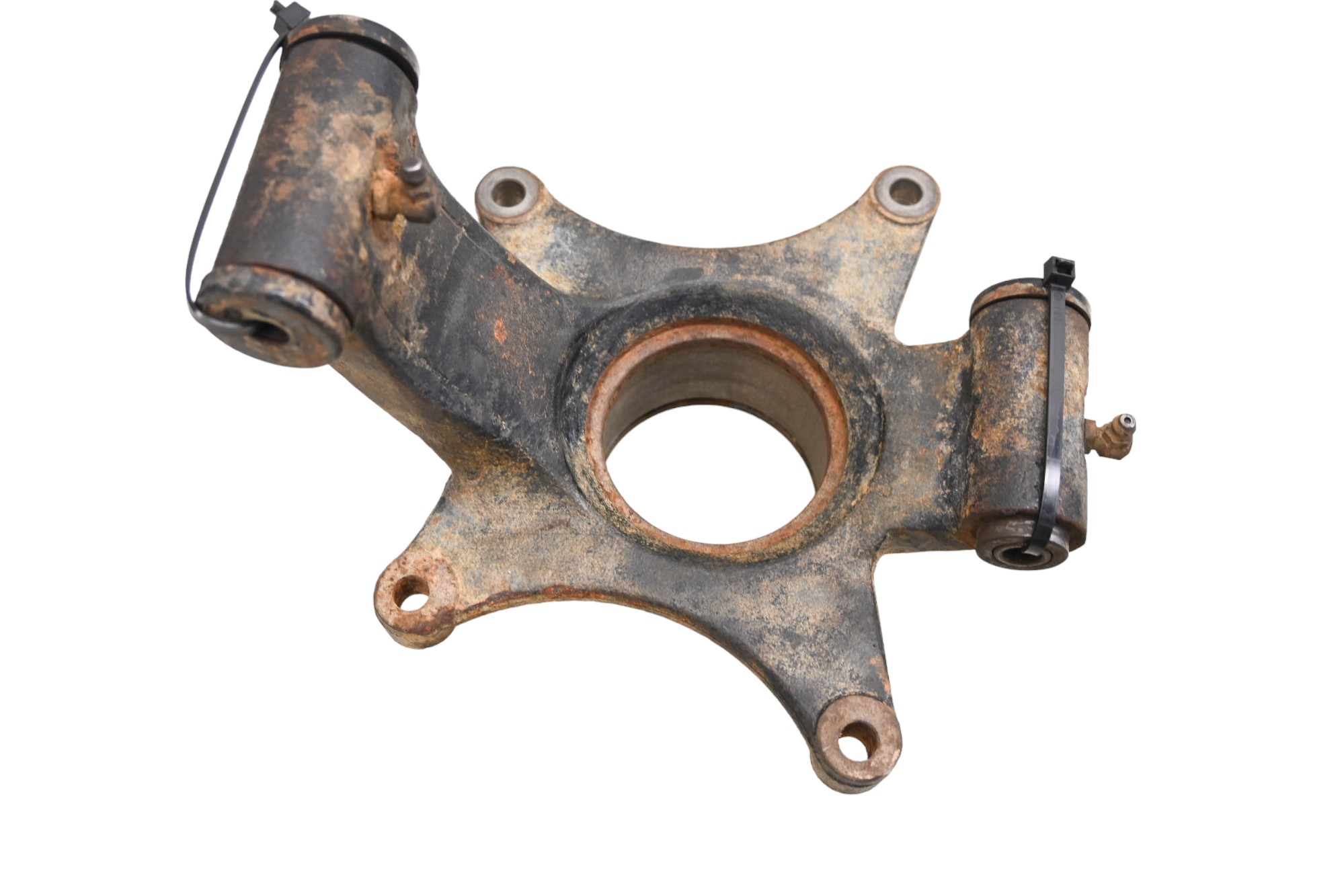 18 Cat CUV102D Rear Left Spindle Knuckle